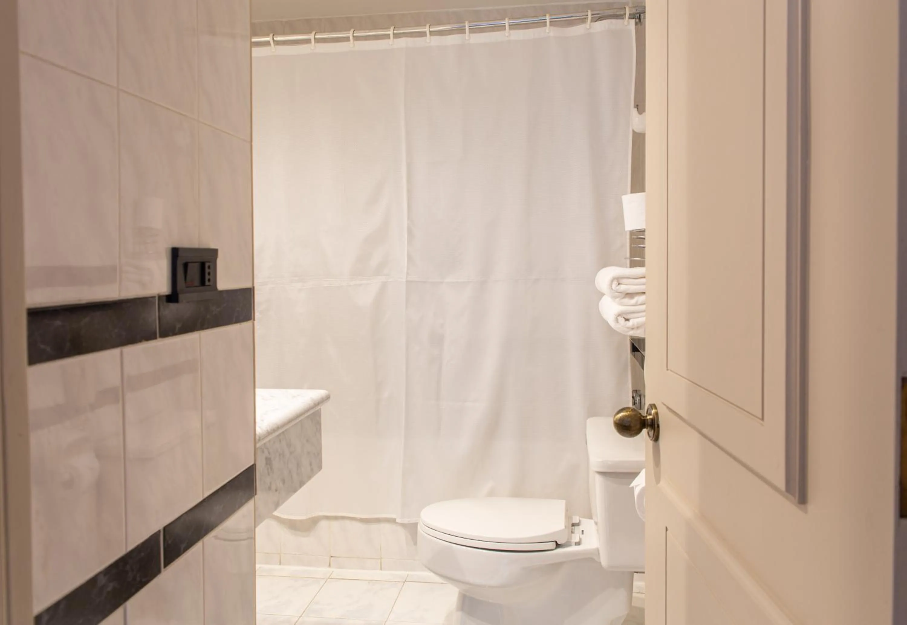 Bathroom in Hotel Puerta del Sur