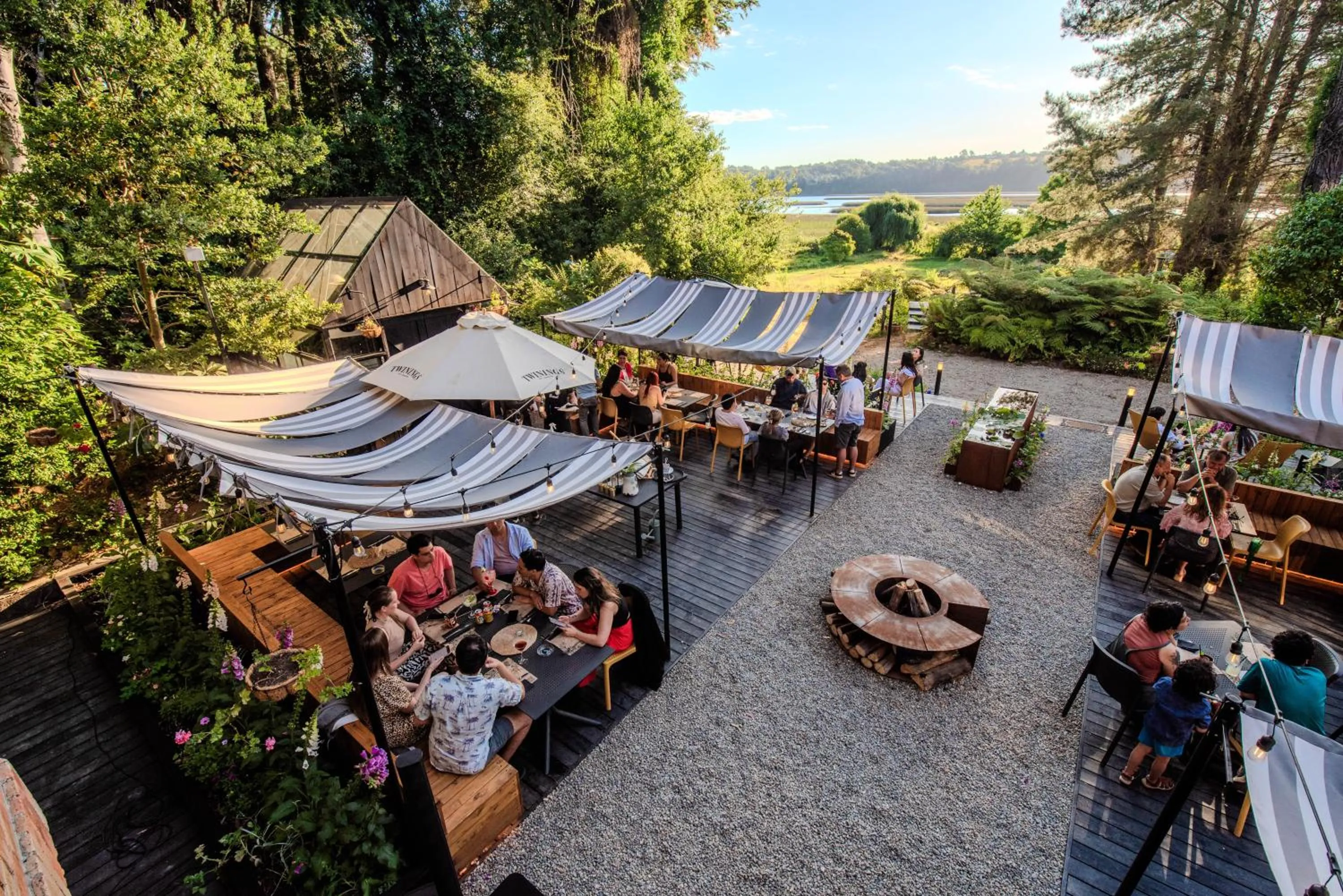 Restaurant/places to eat in Hotel Puerta del Sur