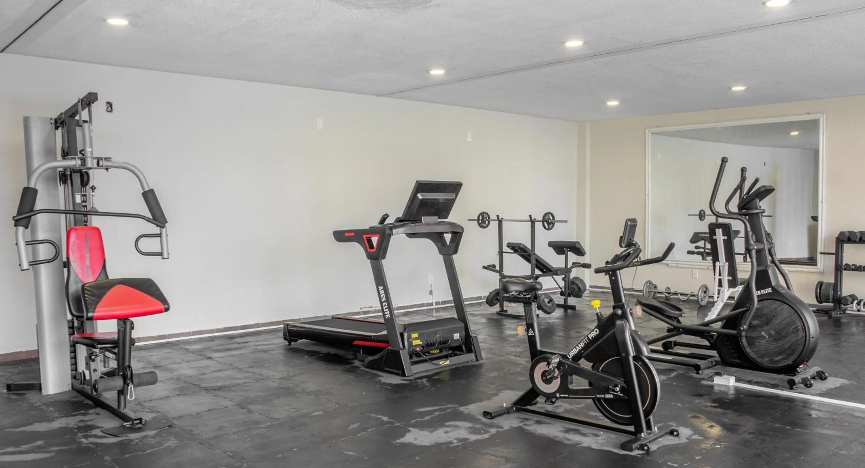 Fitness centre/facilities in Best Western PLUS Plaza Florida & Tower