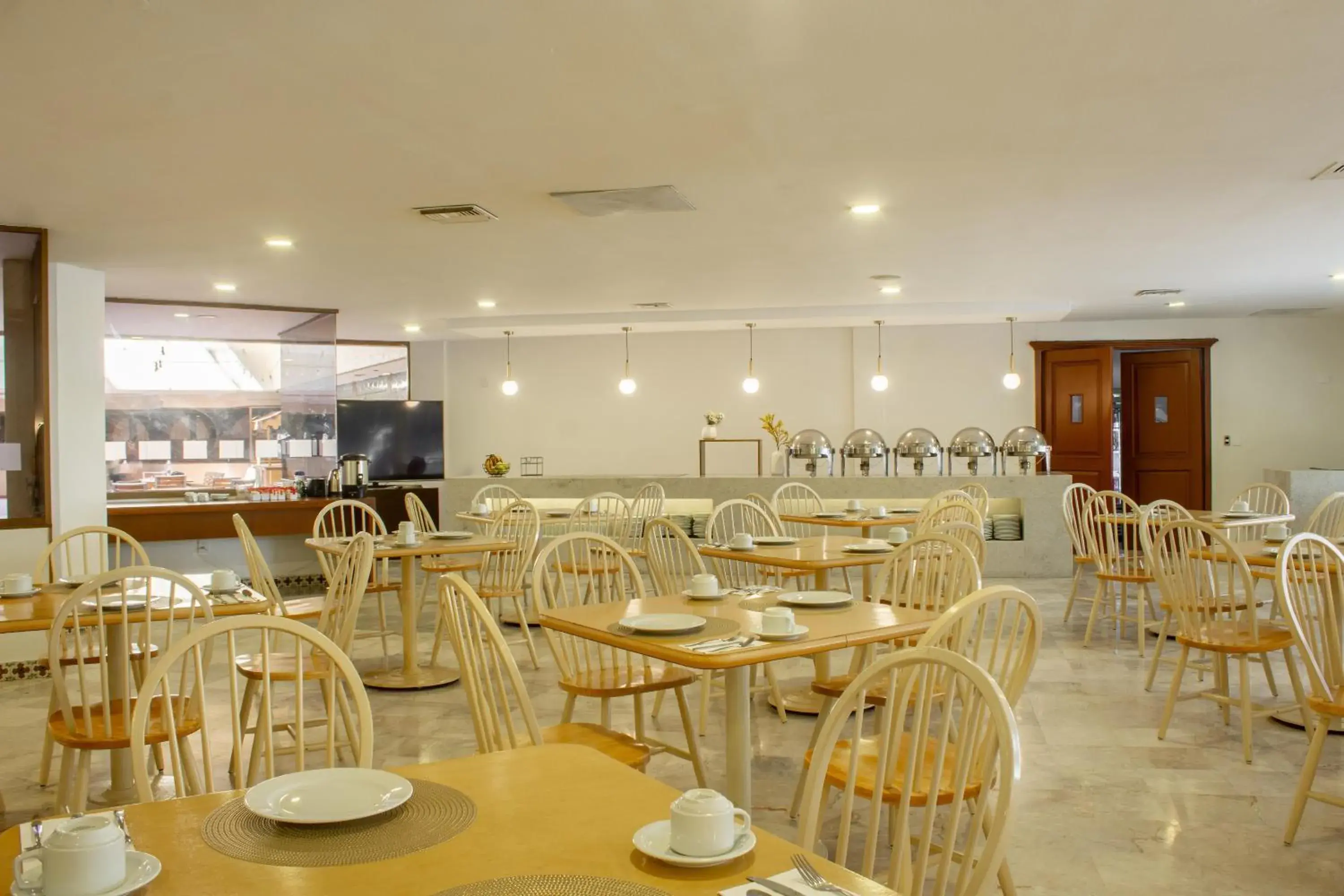 Restaurant/places to eat in Best Western PLUS Plaza Florida & Tower Restaurant/places to eat in Best Western PLUS Plaza Florida & Tower