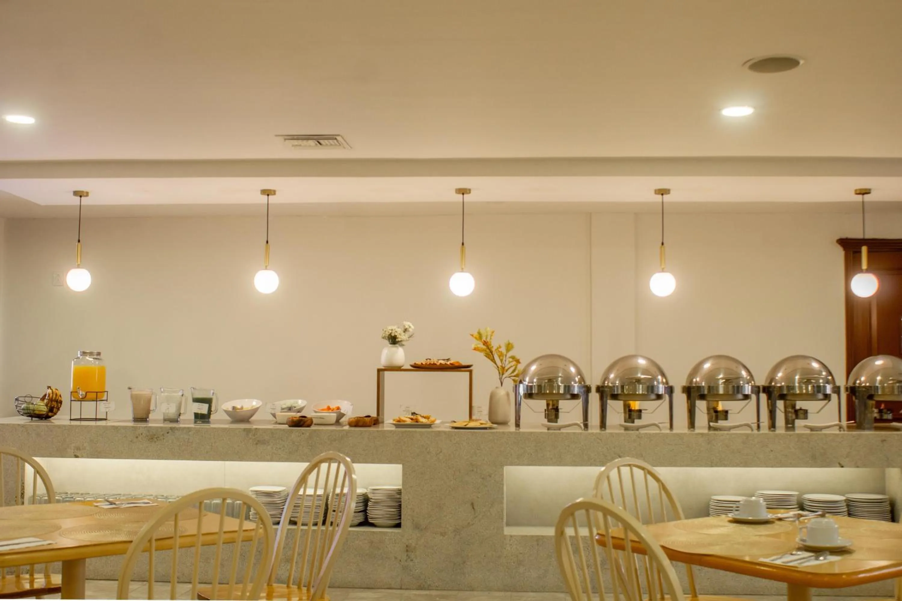 Breakfast in Best Western PLUS Plaza Florida & Tower