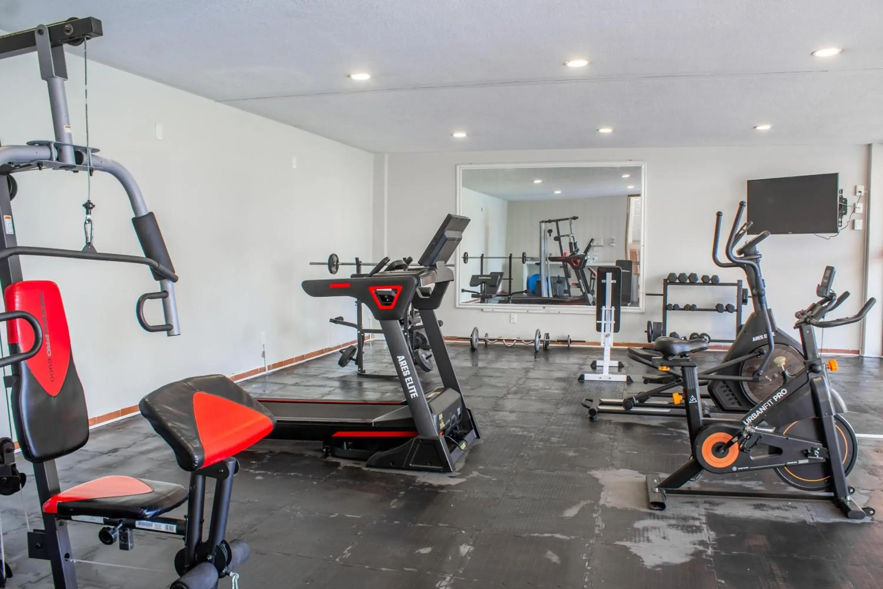 Fitness centre/facilities in Best Western PLUS Plaza Florida & Tower Fitness centre/facilities in Best Western PLUS Plaza Florida & Tower