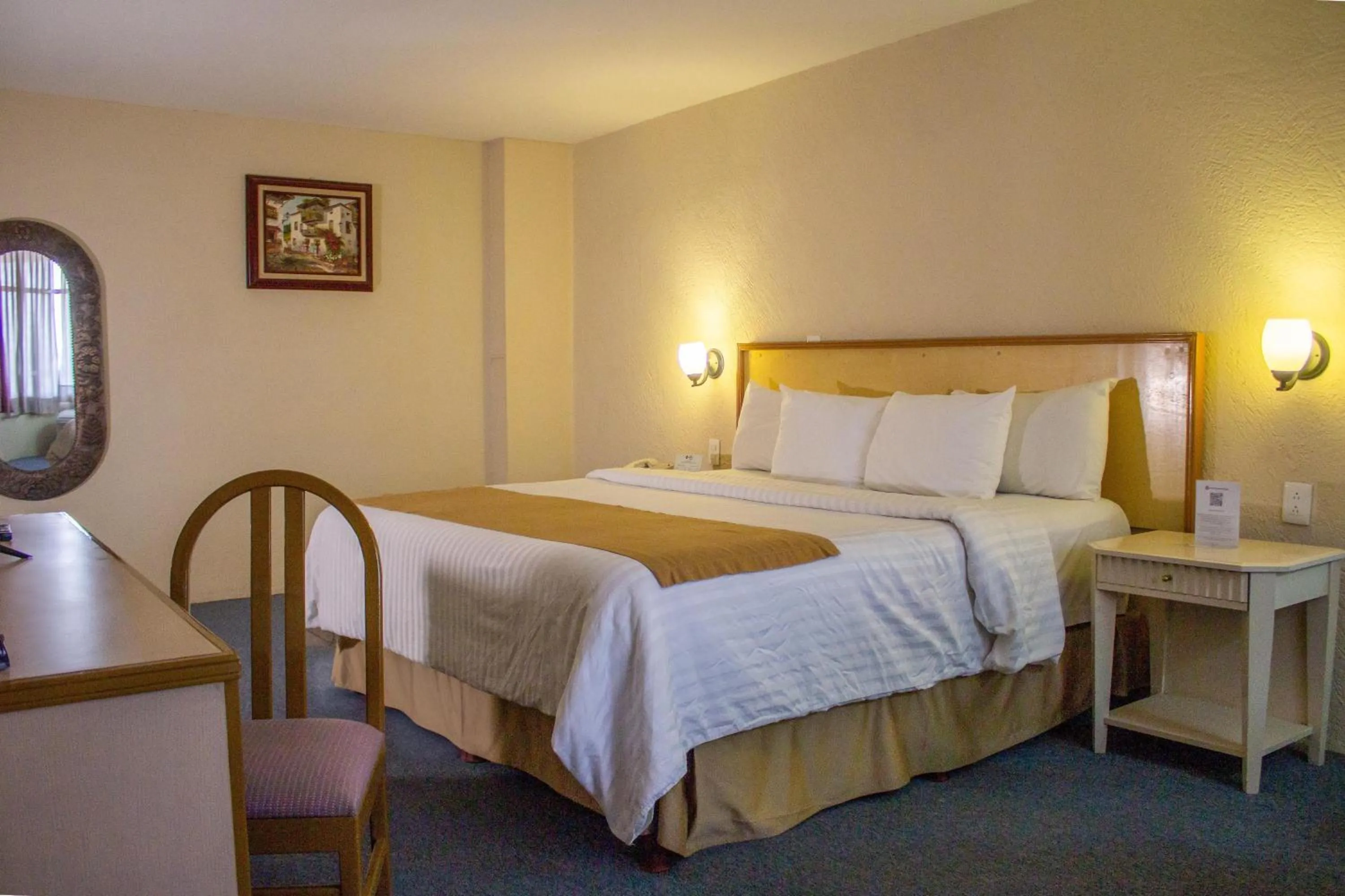 Bedroom, Bed in Best Western PLUS Plaza Florida & Tower