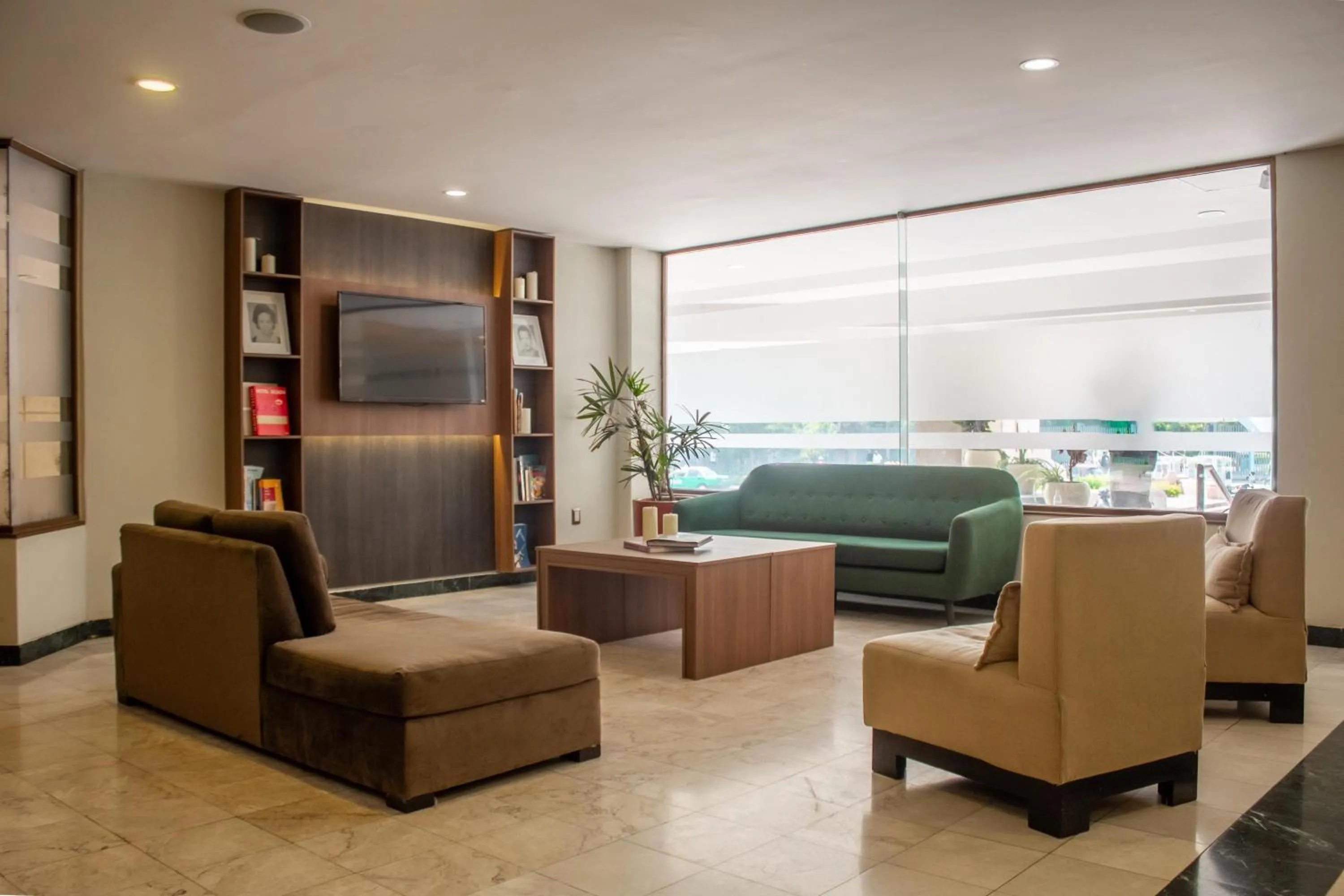 Lobby or reception in Best Western PLUS Plaza Florida & Tower