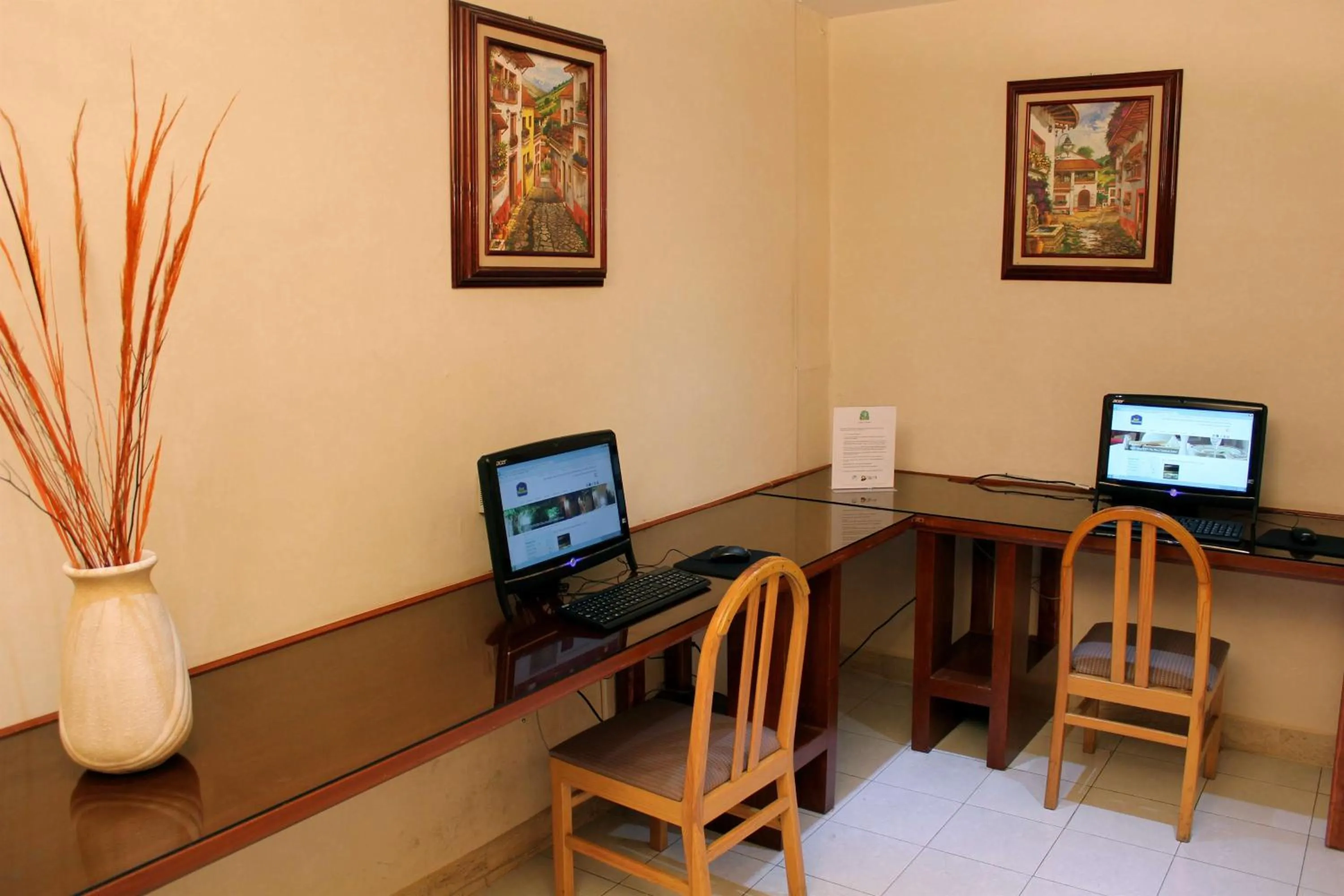 On site in Best Western PLUS Plaza Florida & Tower