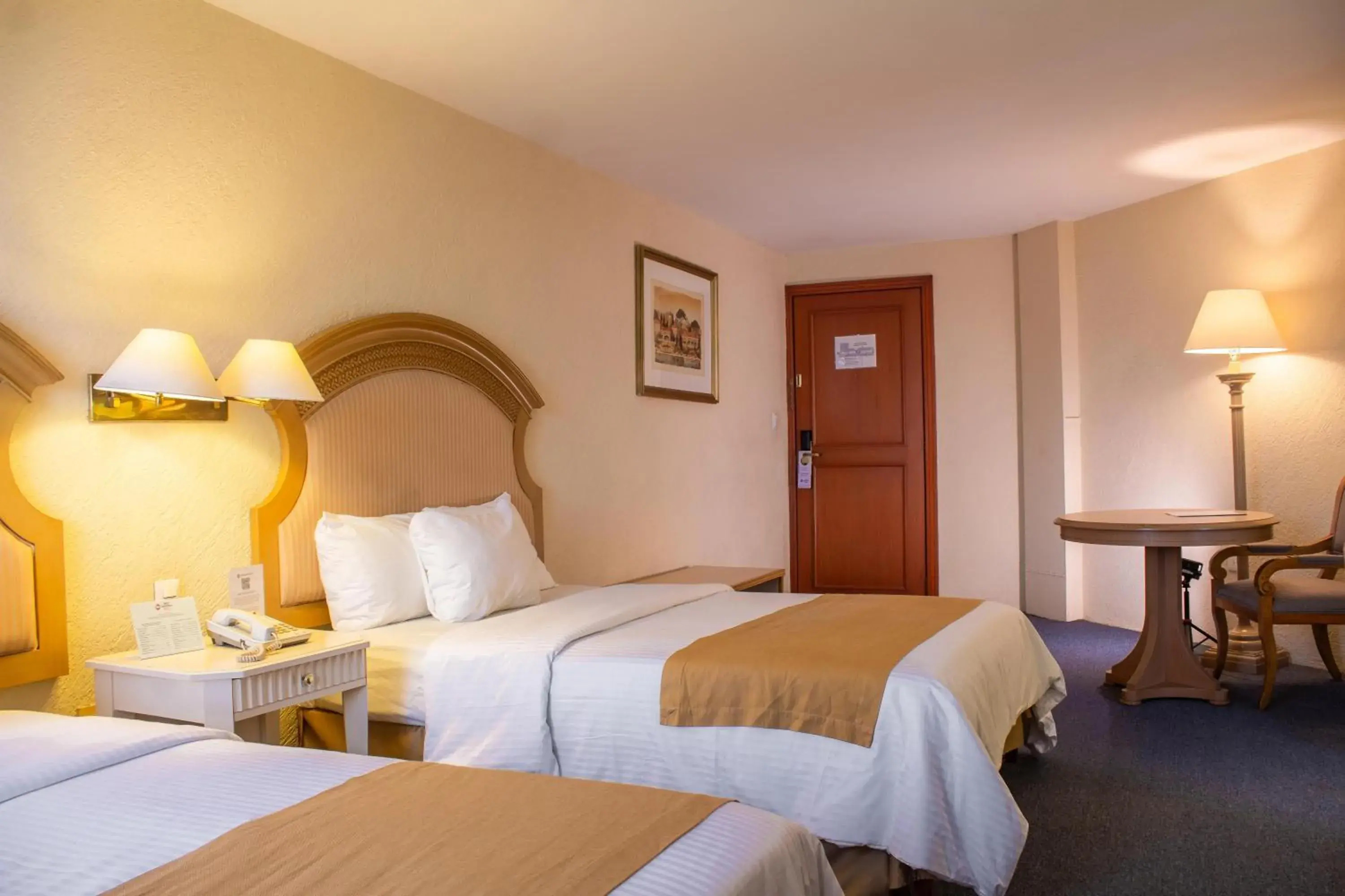 Bedroom, Bed in Best Western PLUS Plaza Florida & Tower Bedroom, Bed in Best Western PLUS Plaza Florida & Tower