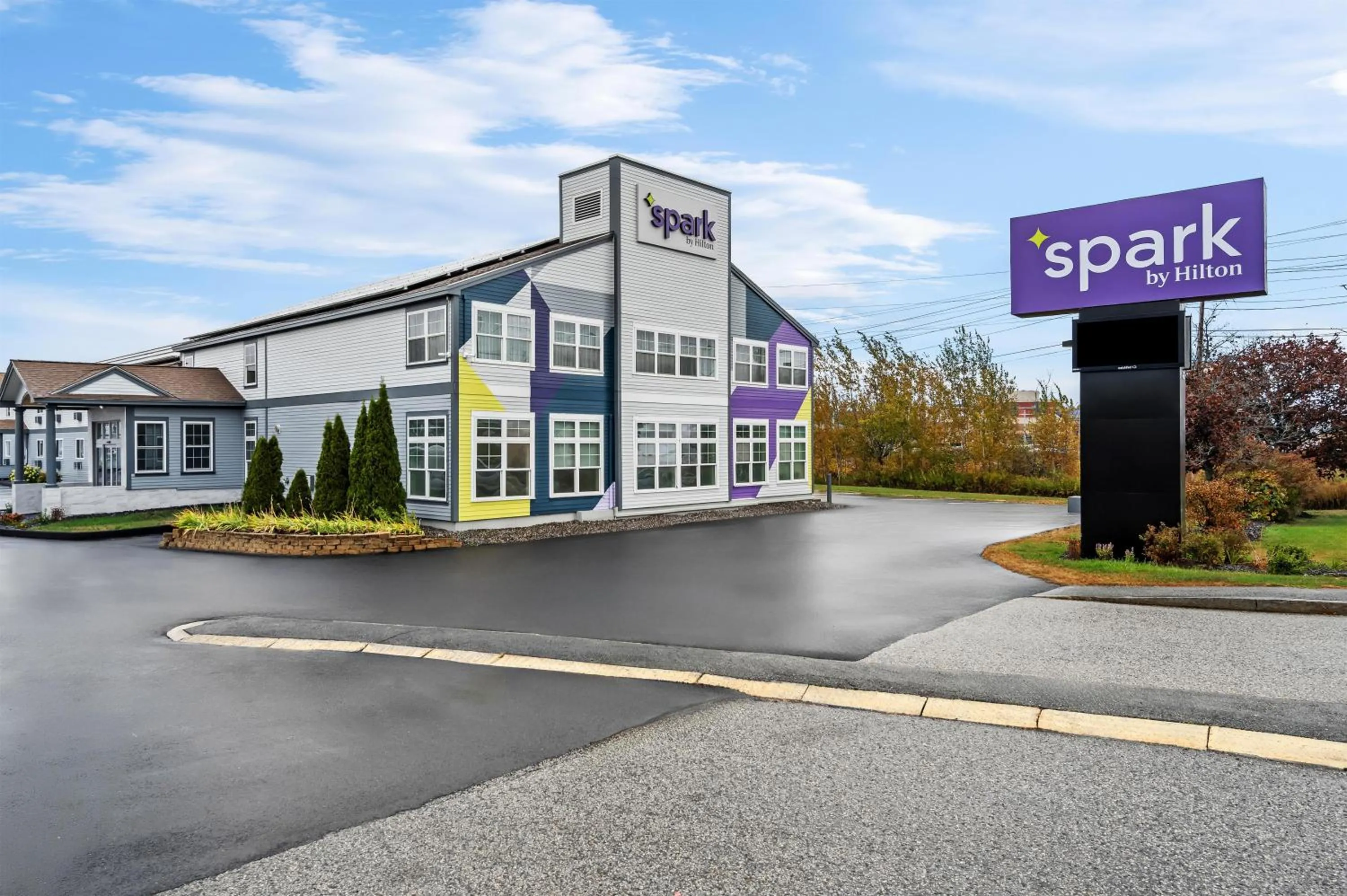 Spark by Hilton Portland Airport Maine Mall