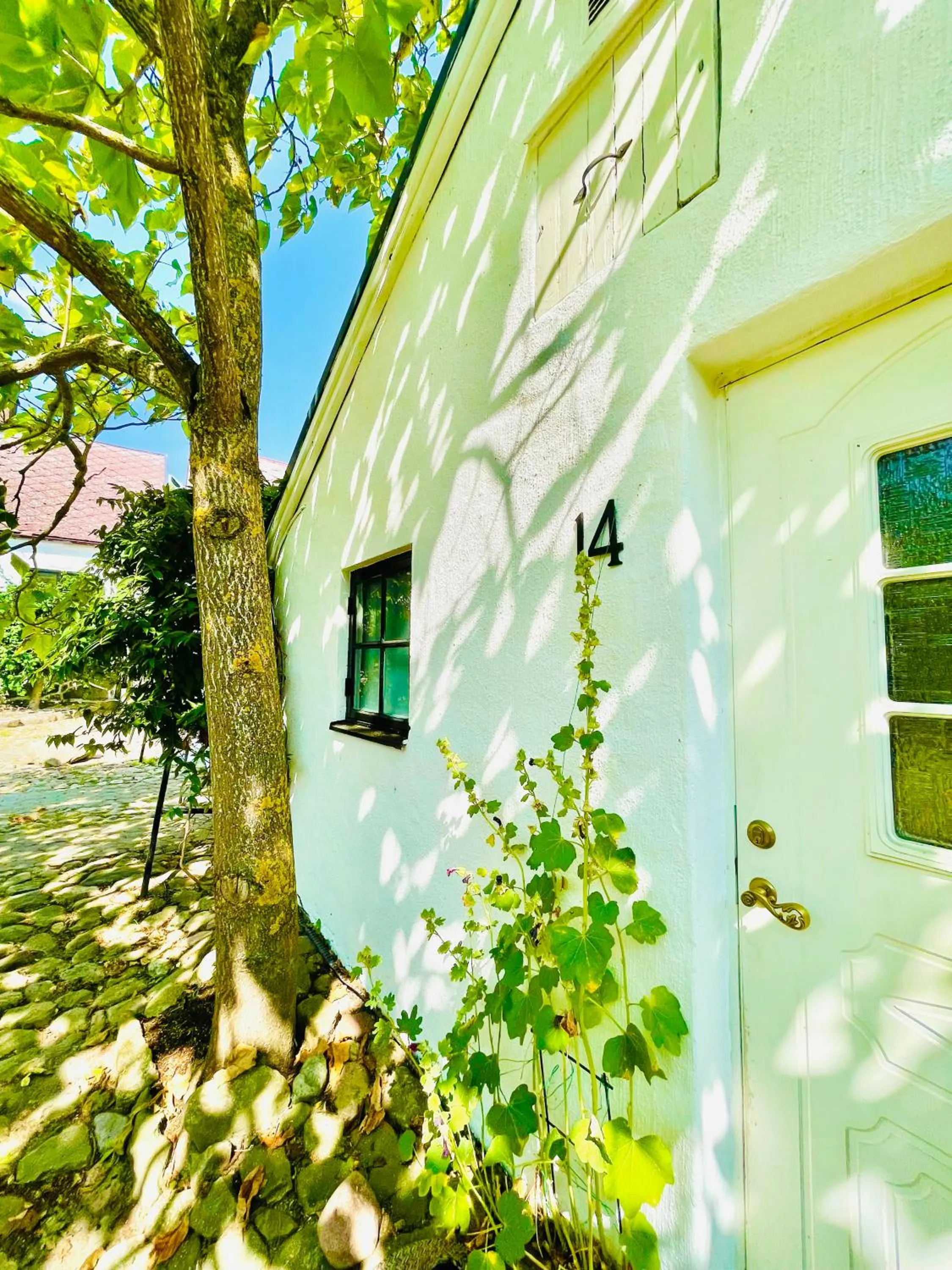Property building in Gårdshotellet