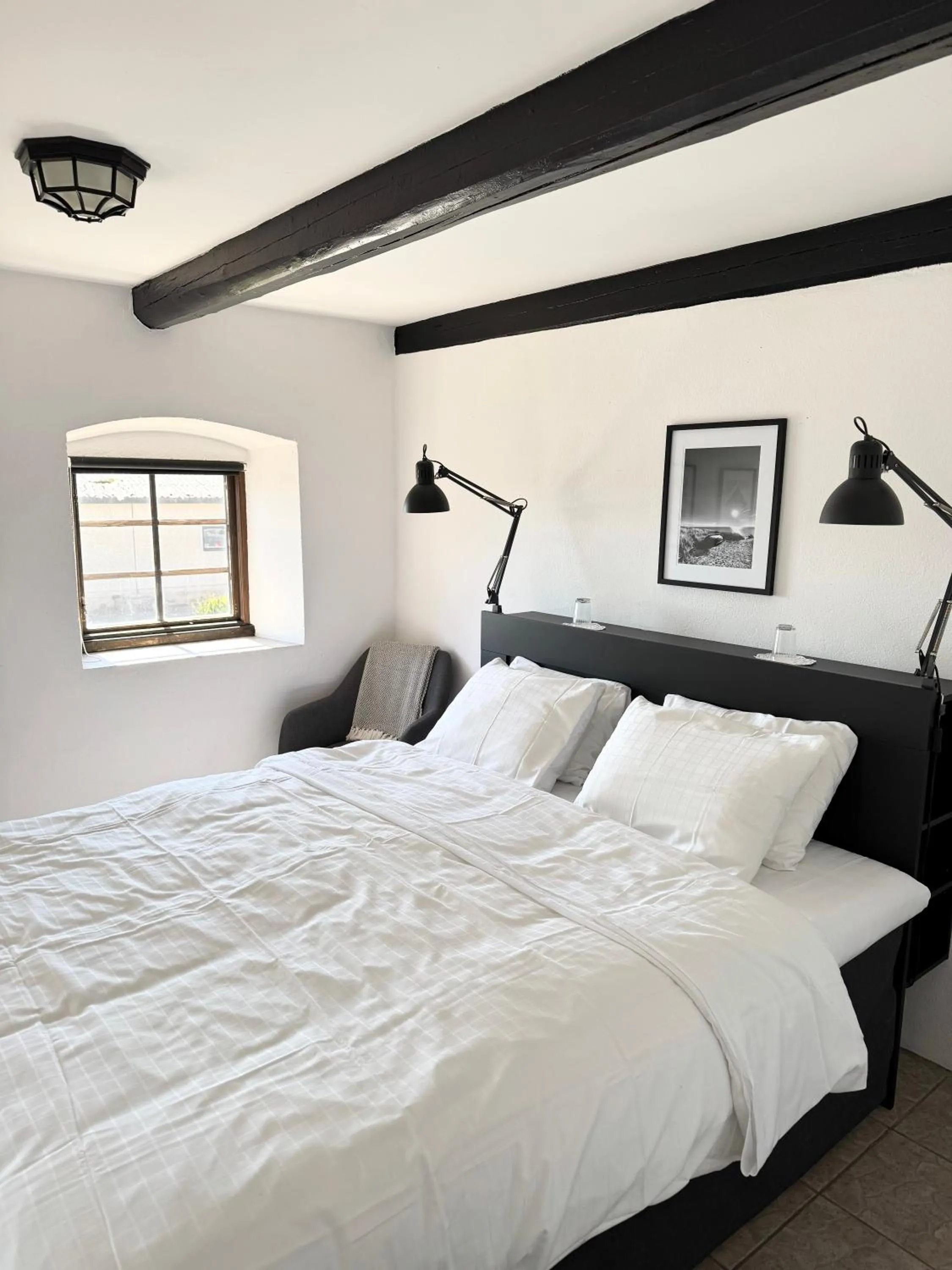 Bed in Gårdshotellet