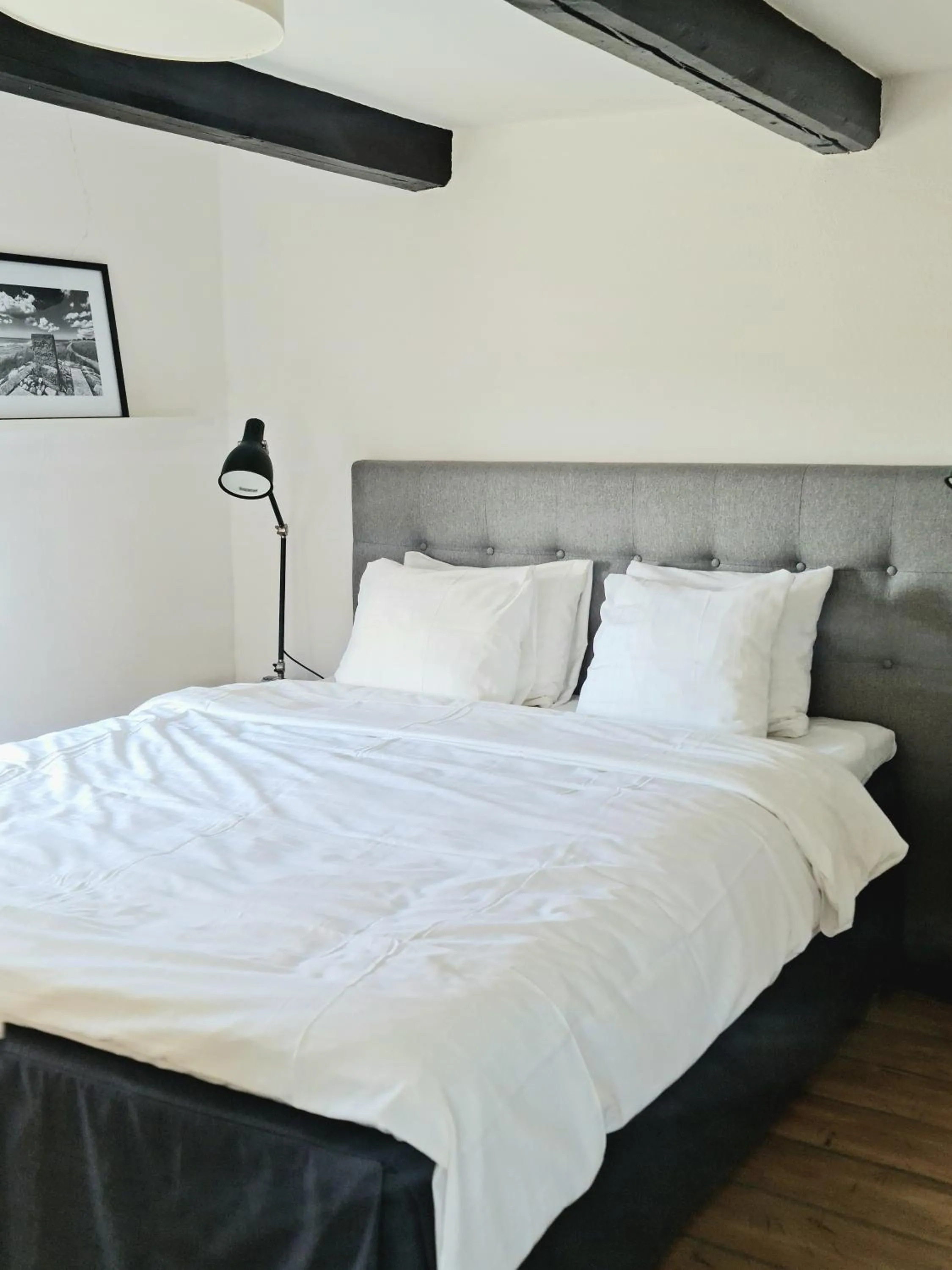 Bed in Gårdshotellet