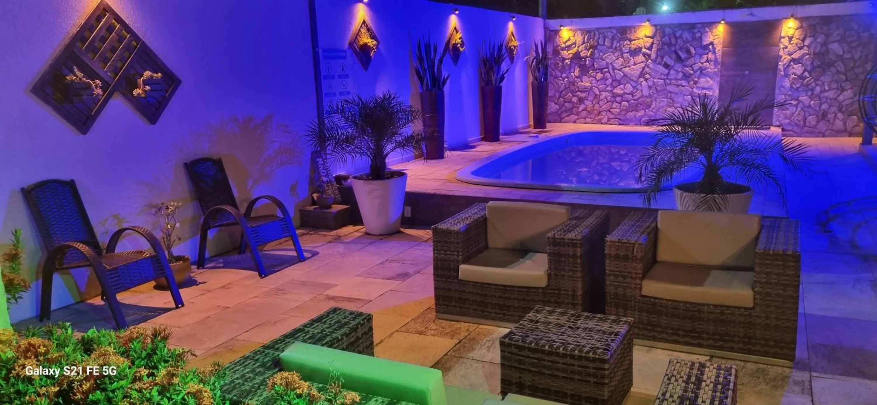 Swimming pool in Pousada Bon Vivant