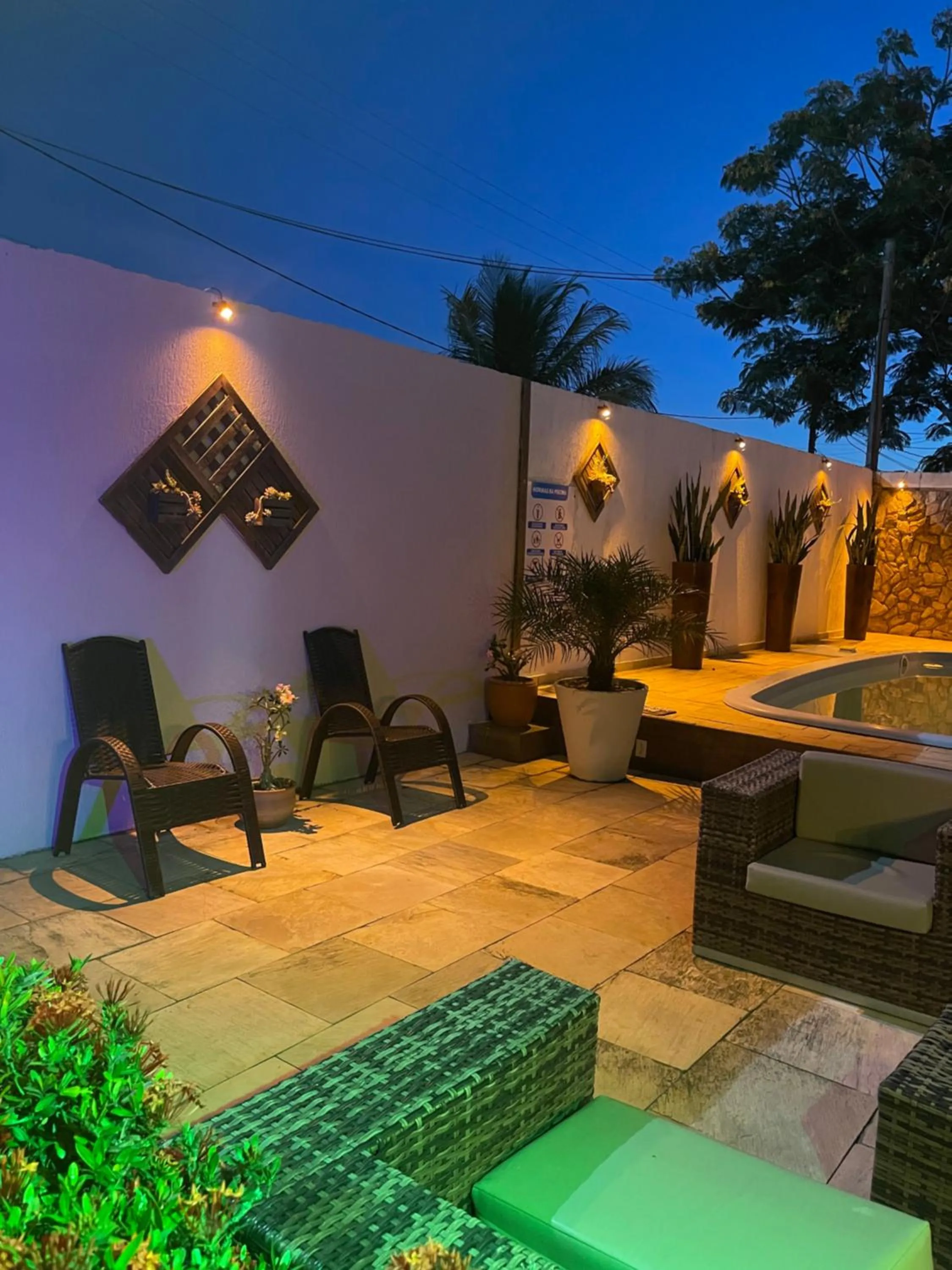 Swimming pool in Pousada Bon Vivant