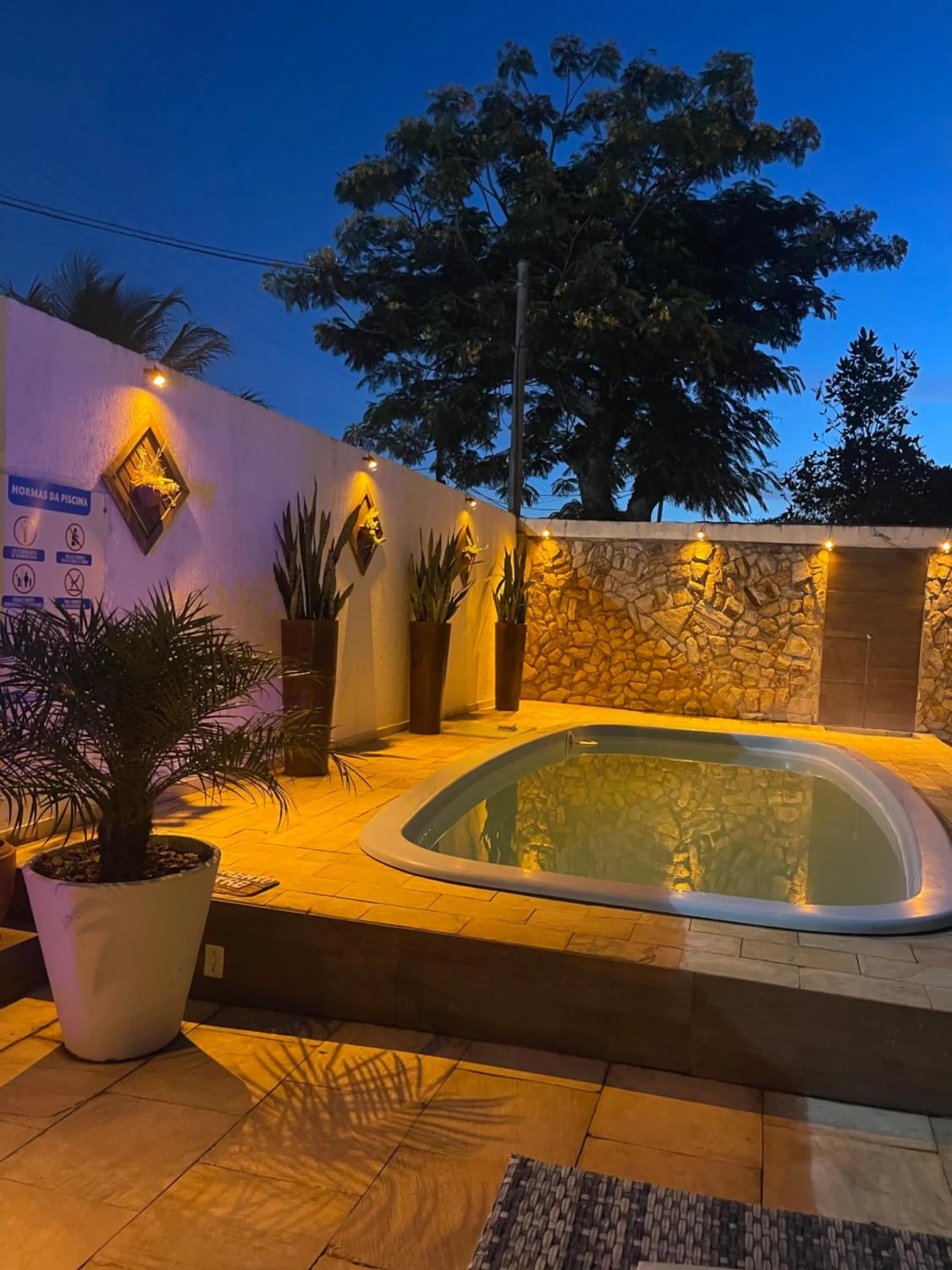 Swimming pool in Pousada Bon Vivant