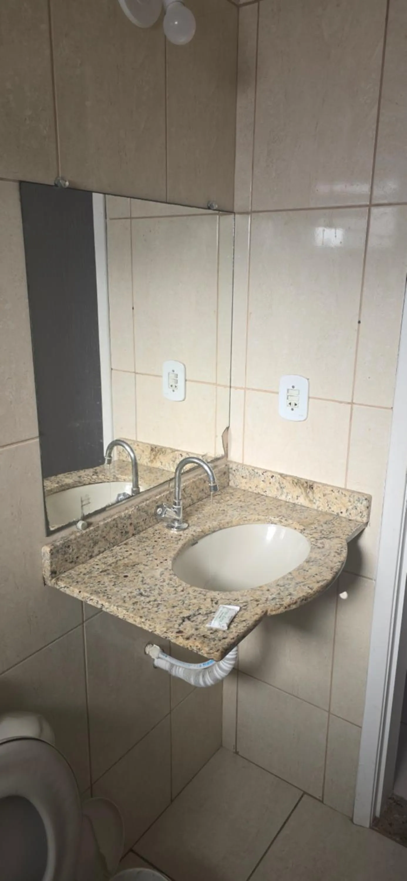 Toilet in Pousada Bon Vivant
