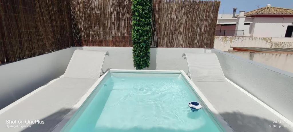 Pool view in DreamsApt Sagasta