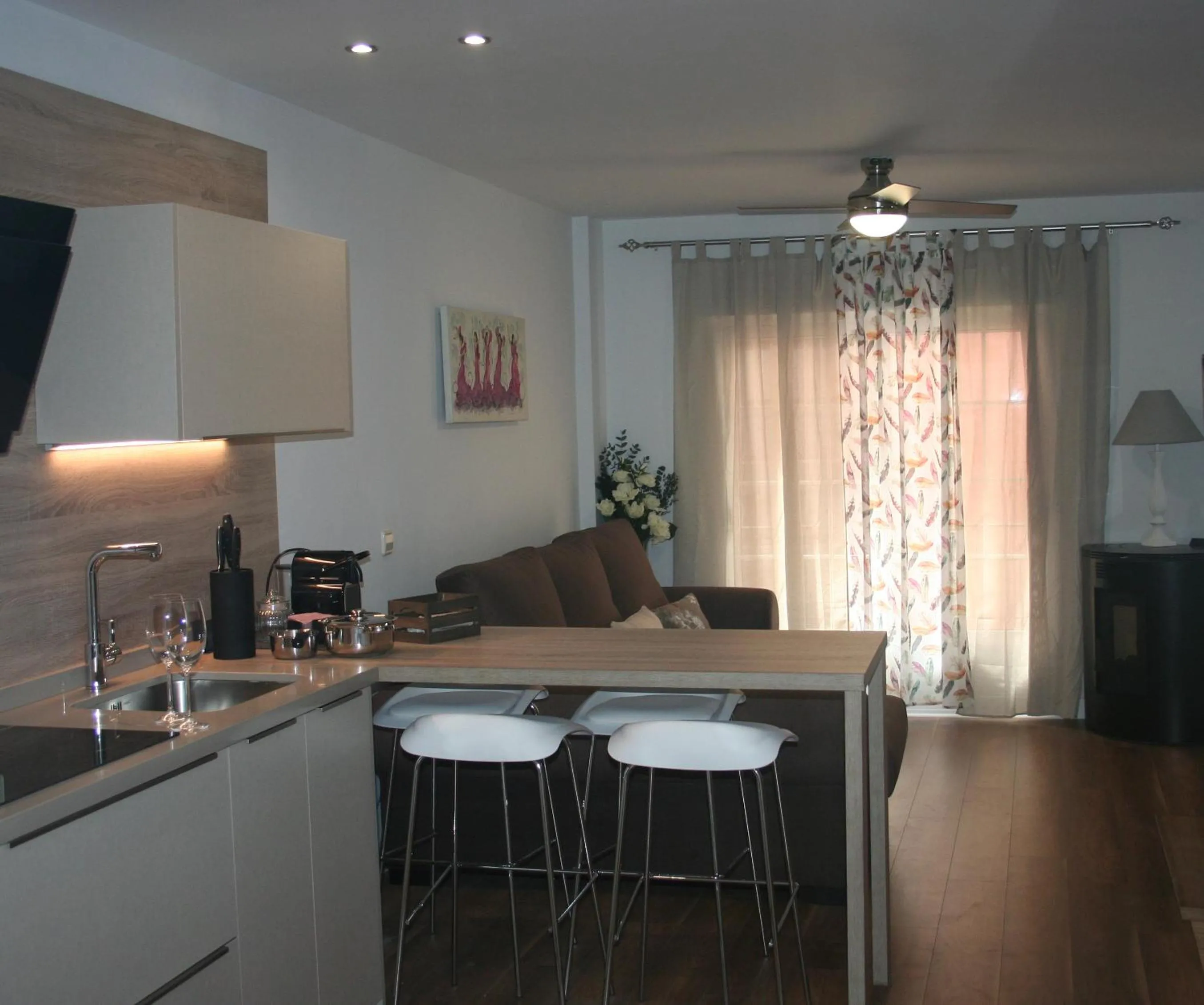 Kitchen or kitchenette in DreamsApt Sagasta