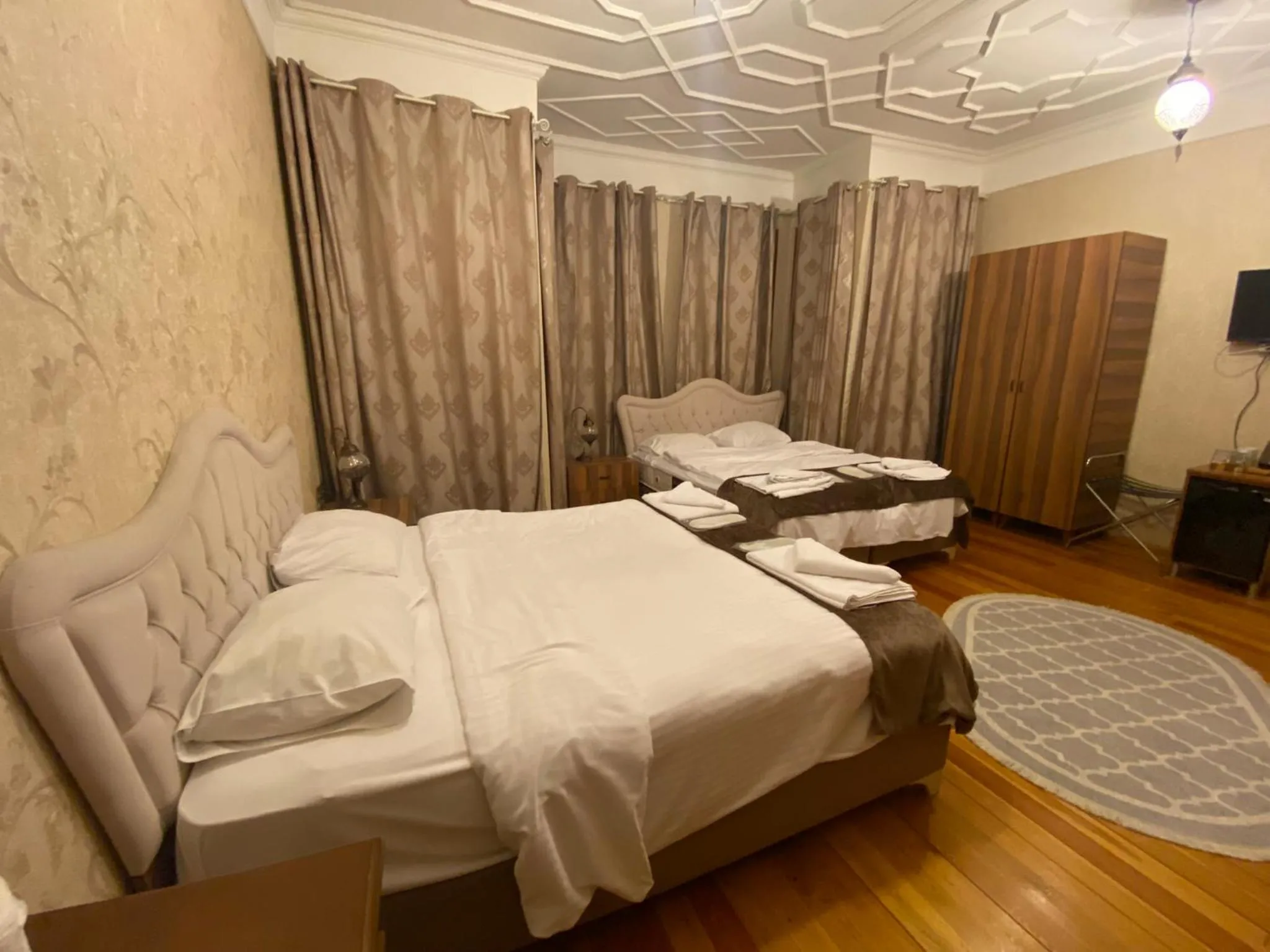 TV and multimedia in Nuray Hotel