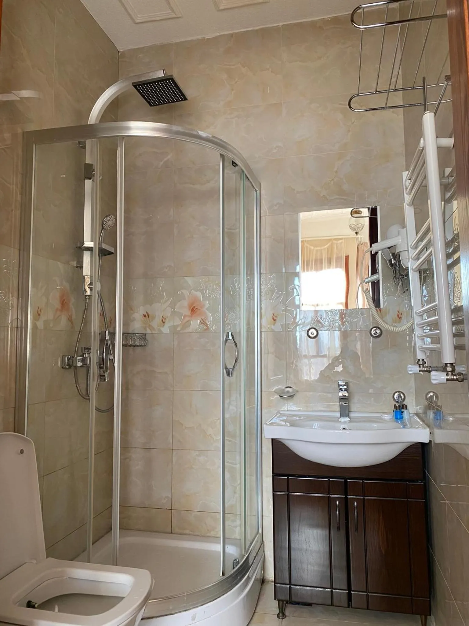 Shower, Bathroom in Nuray Hotel