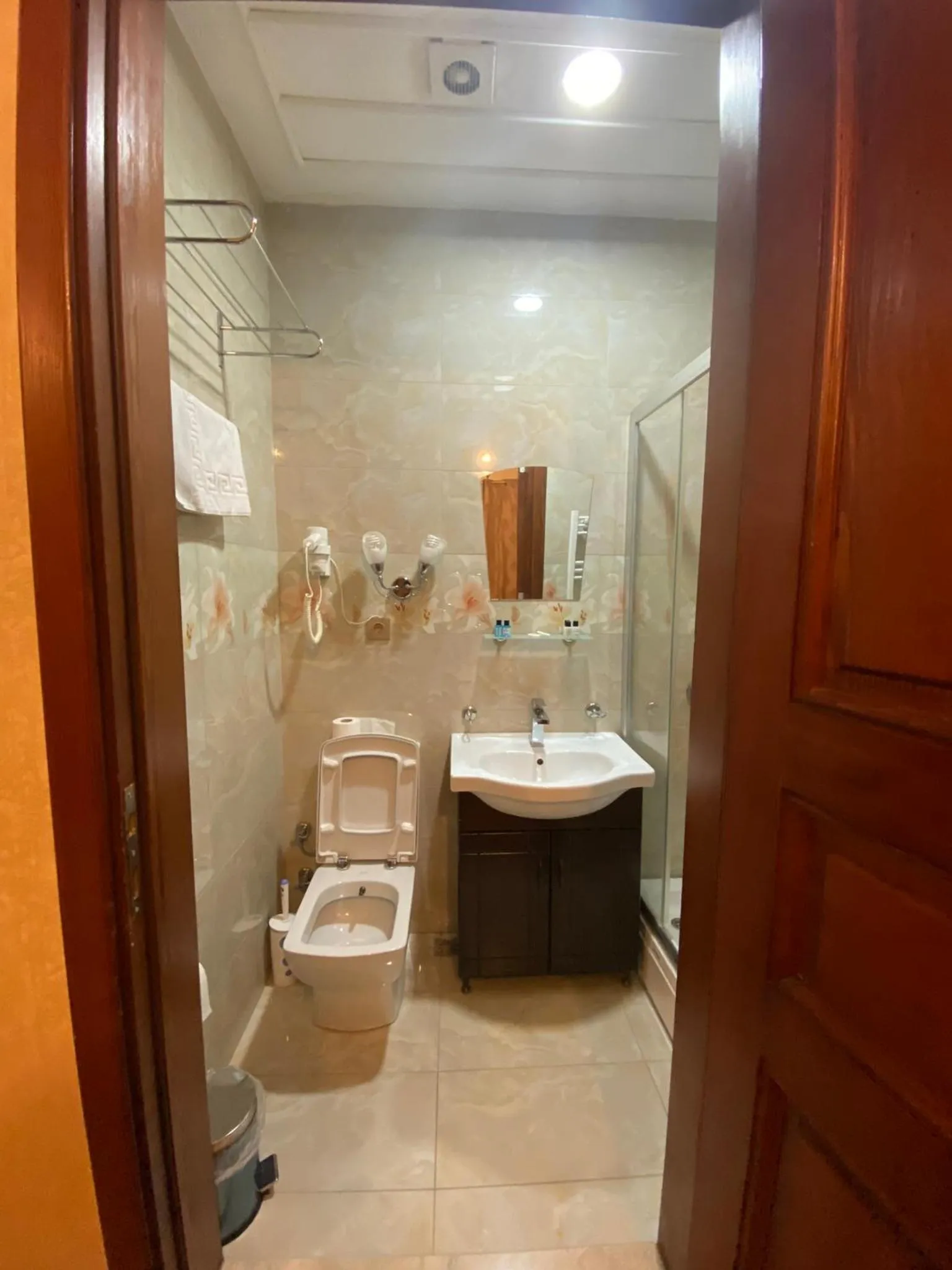 Shower, Bathroom in Nuray Hotel