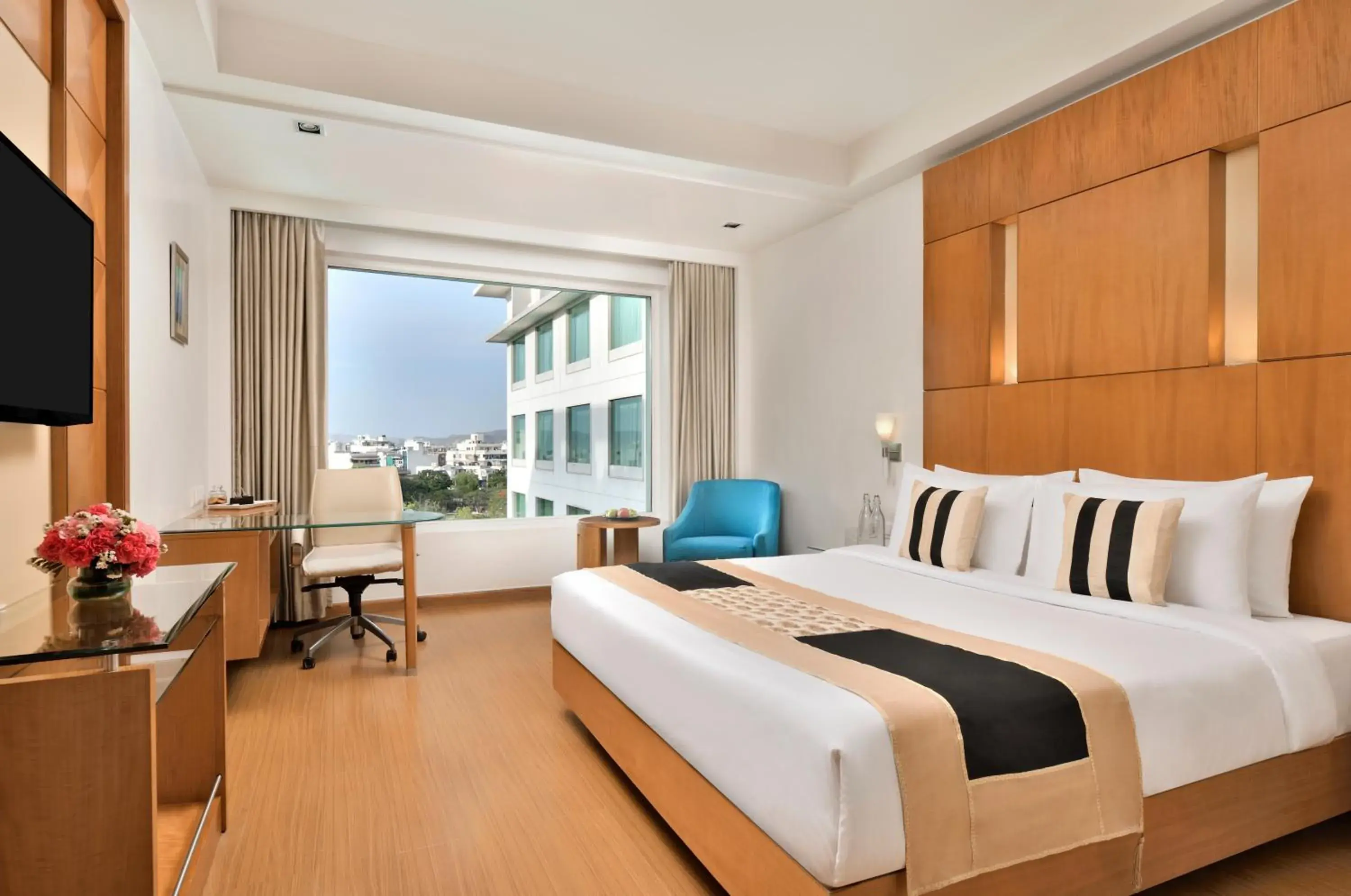 Twin Smoking Room in Ramada By Wyndham Jaipur Twin Smoking Room in Ramada By Wyndham Jaipur