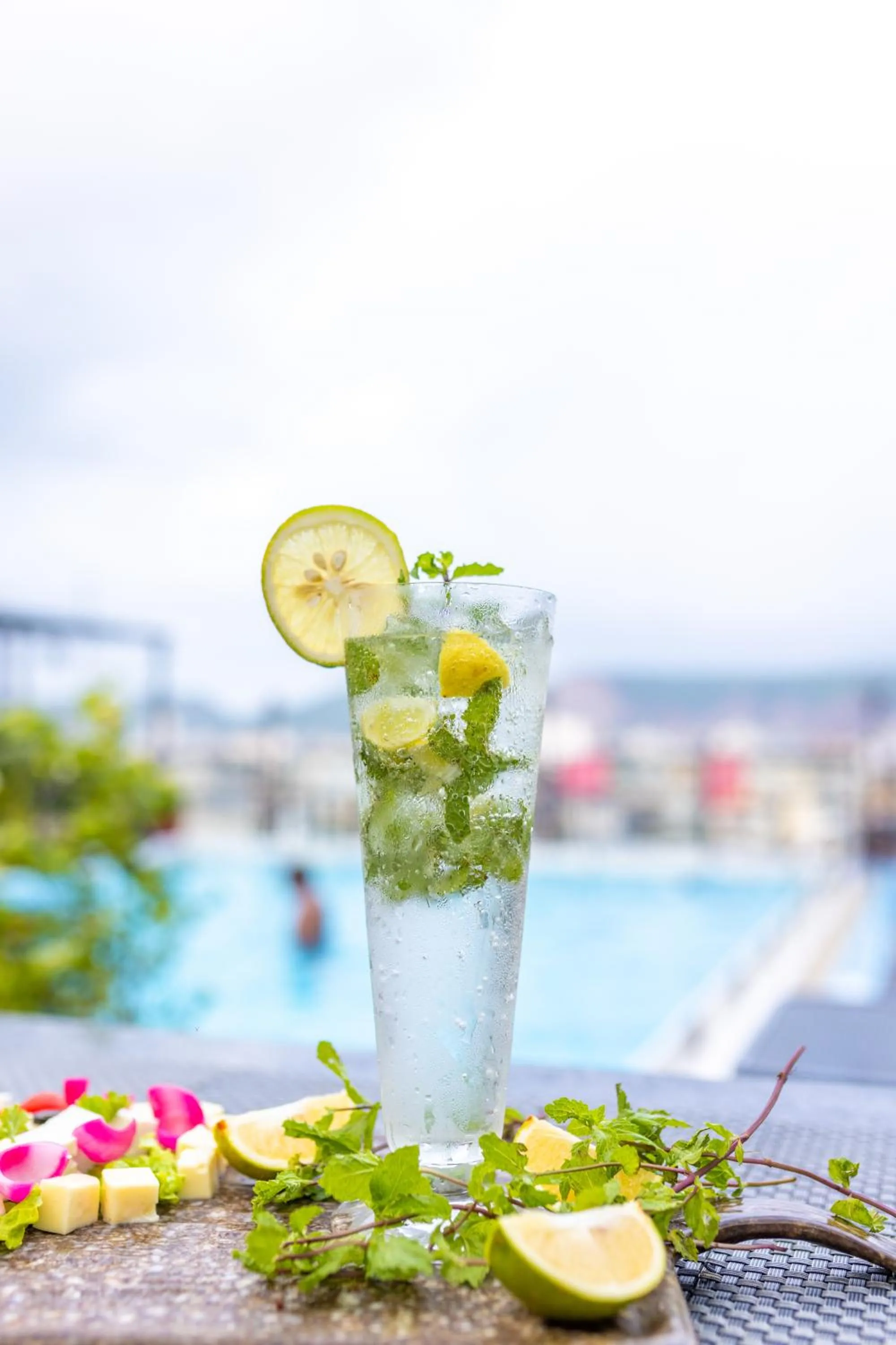 Restaurant/places to eat in Ramada By Wyndham Jaipur