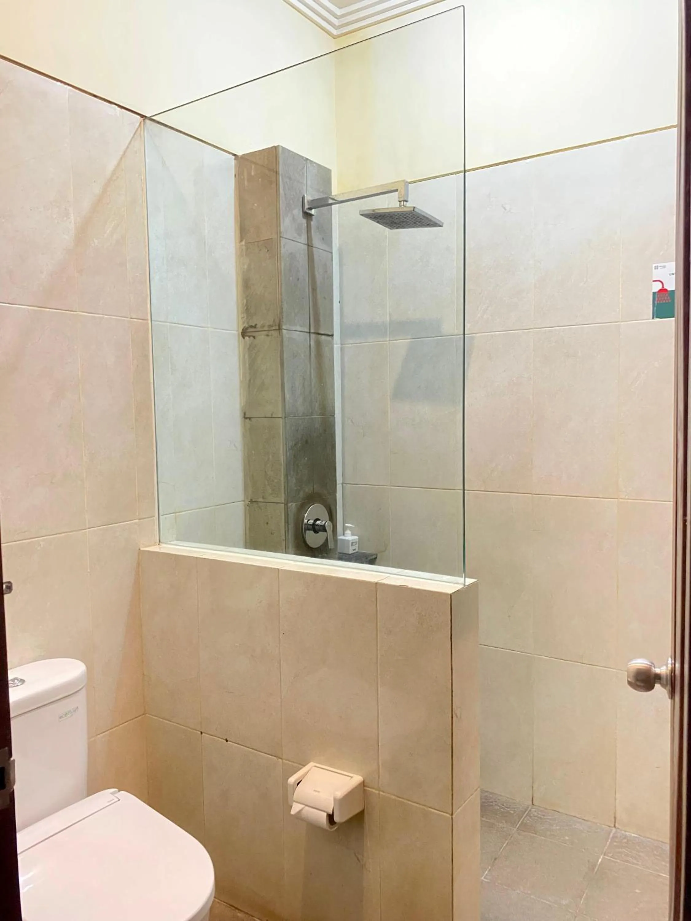 Toilet in Ashyana Candidasa Beach Resort