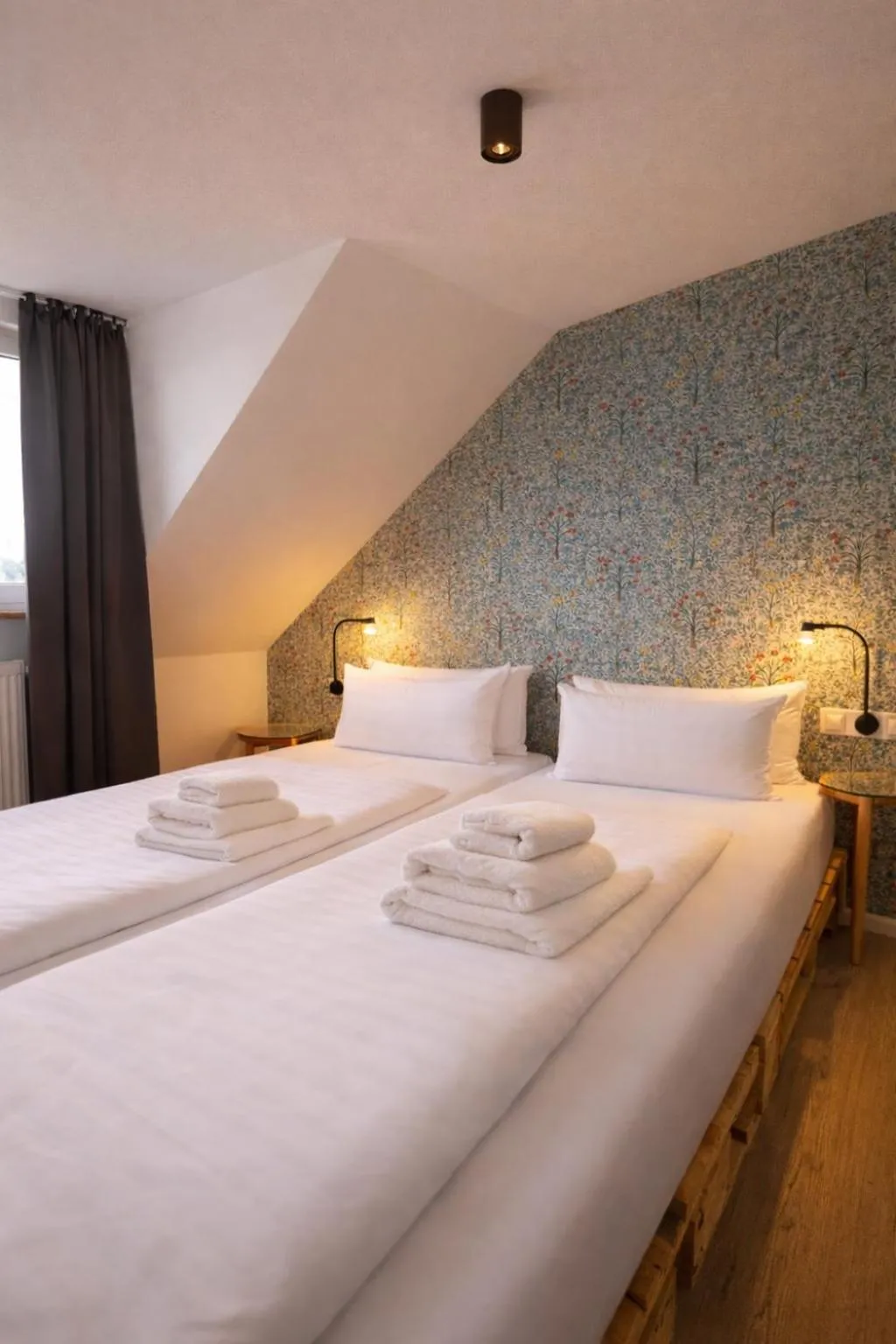 Bed in Hofgut Stefan - BIO, Bodenständig, Bodensee