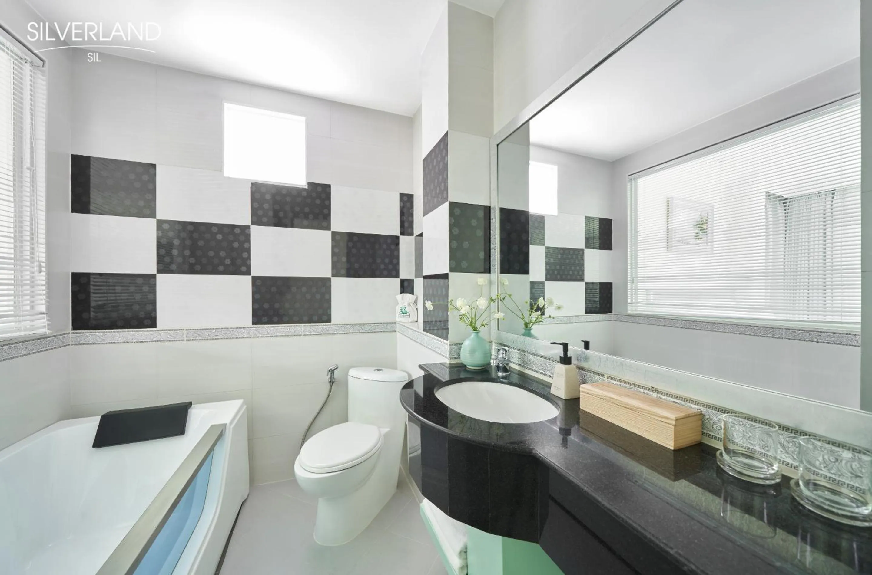 Bath in Silverland Sil Hotel