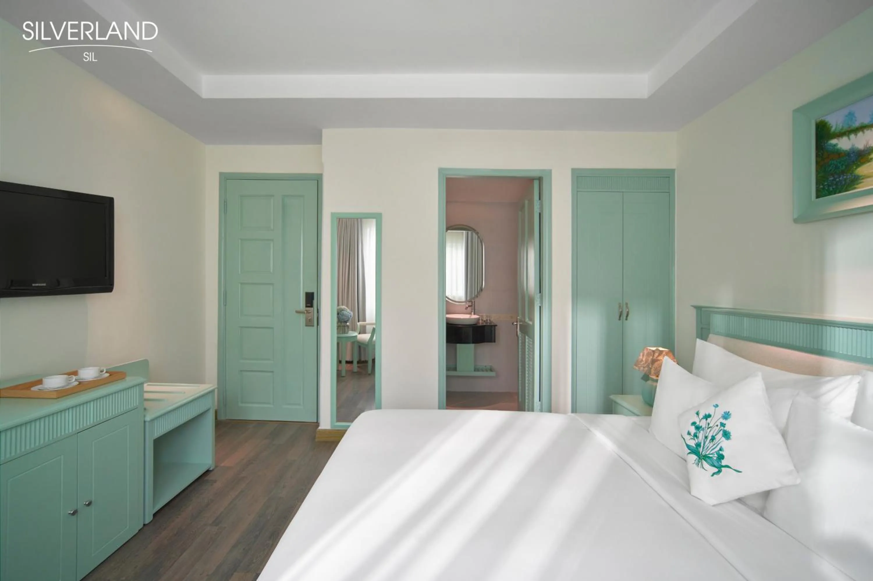 Bed in Silverland Sil Hotel