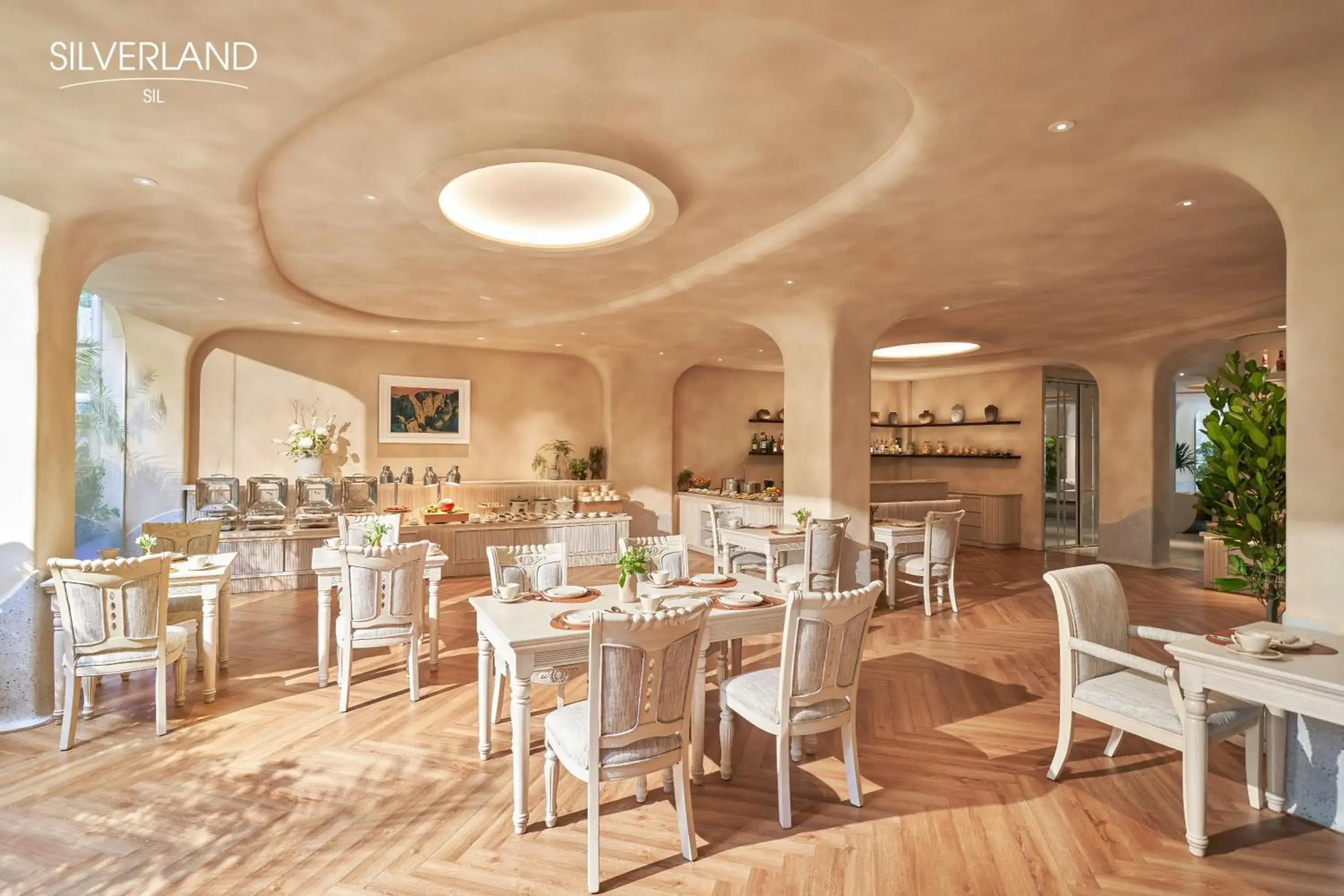 Restaurant/places to eat in Silverland Sil Hotel Restaurant/places to eat in Silverland Sil Hotel