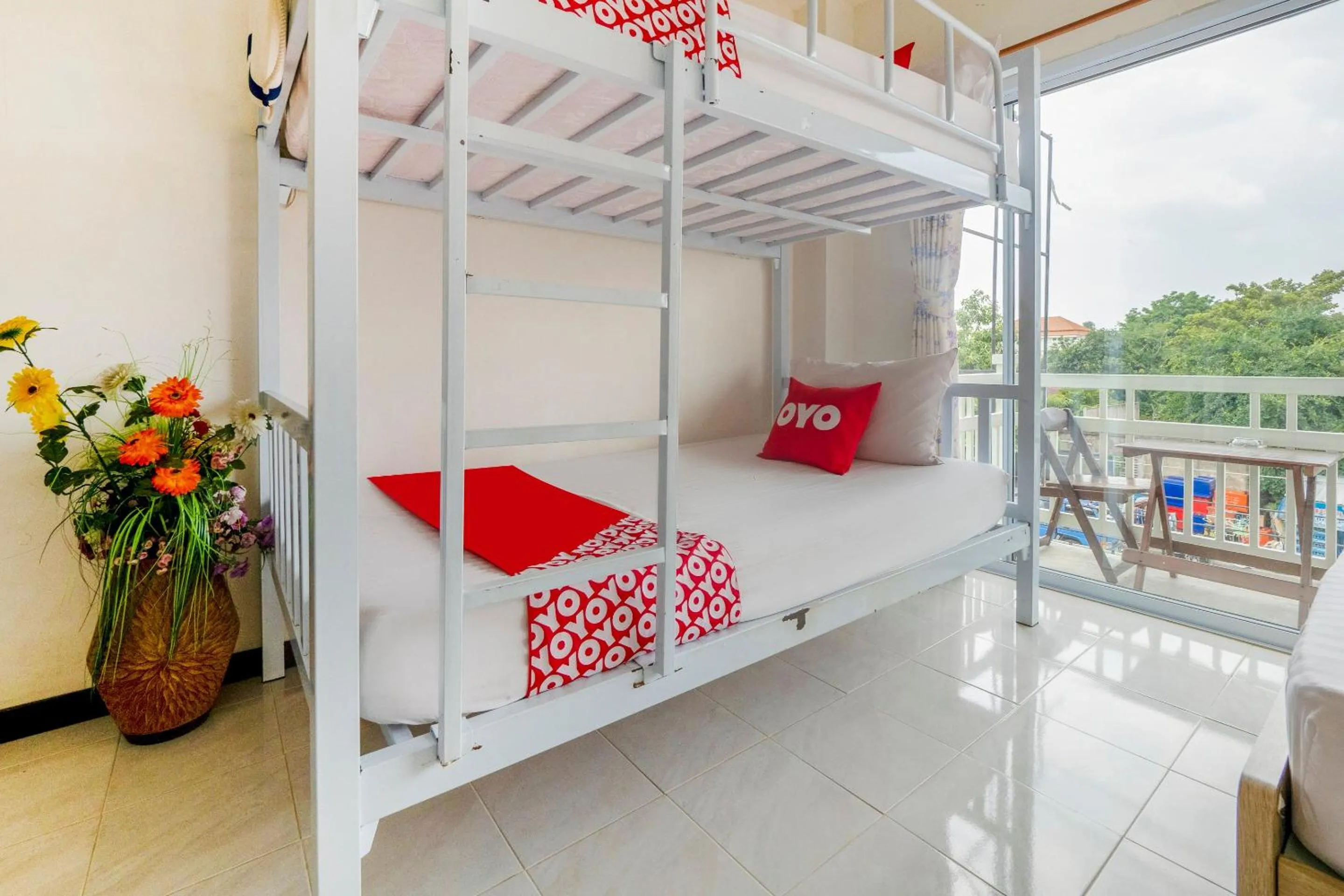 Bedroom in OYO 906 Bann One Love