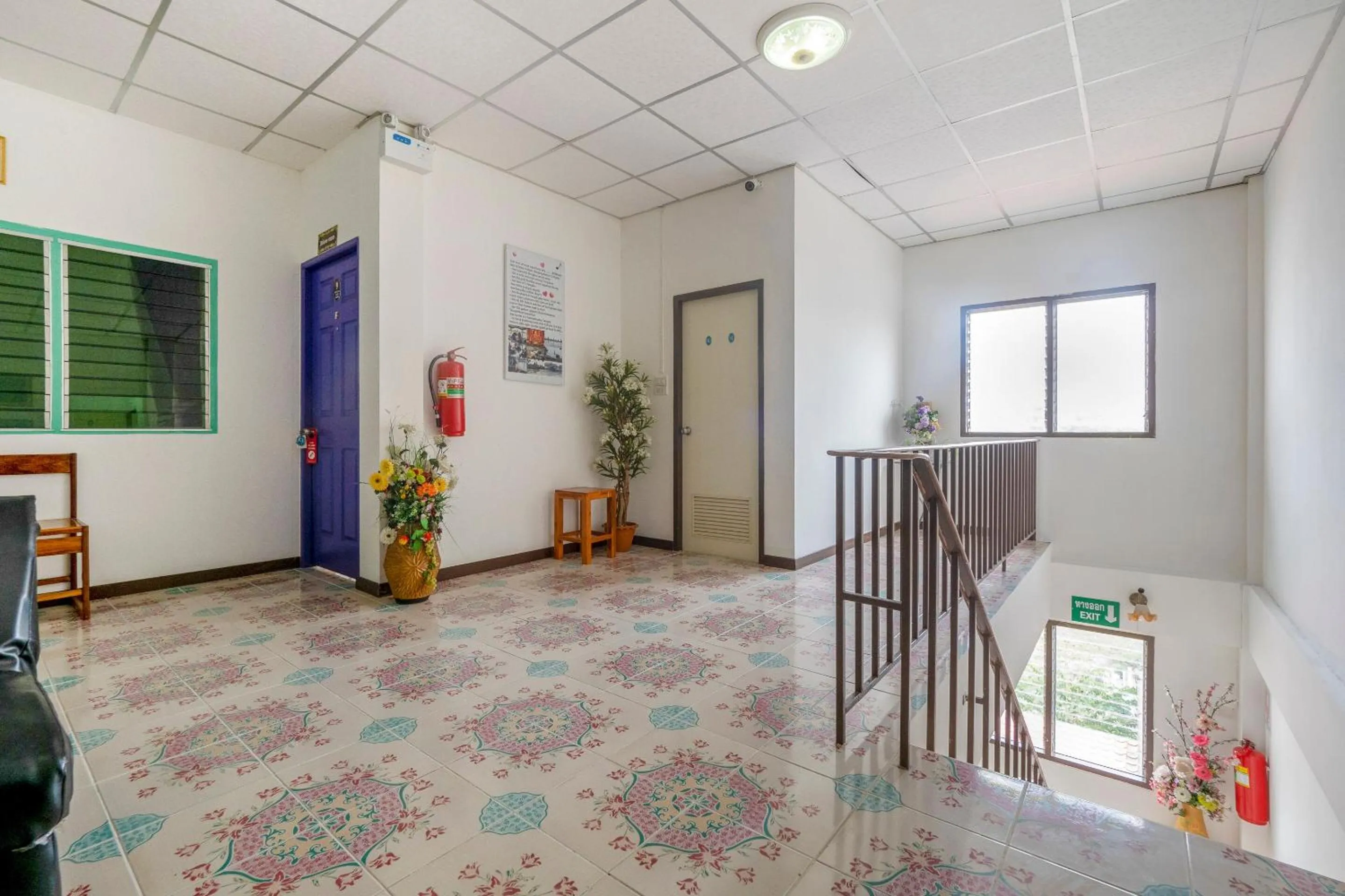 Lobby or reception, Lobby/Reception in OYO 906 Bann One Love