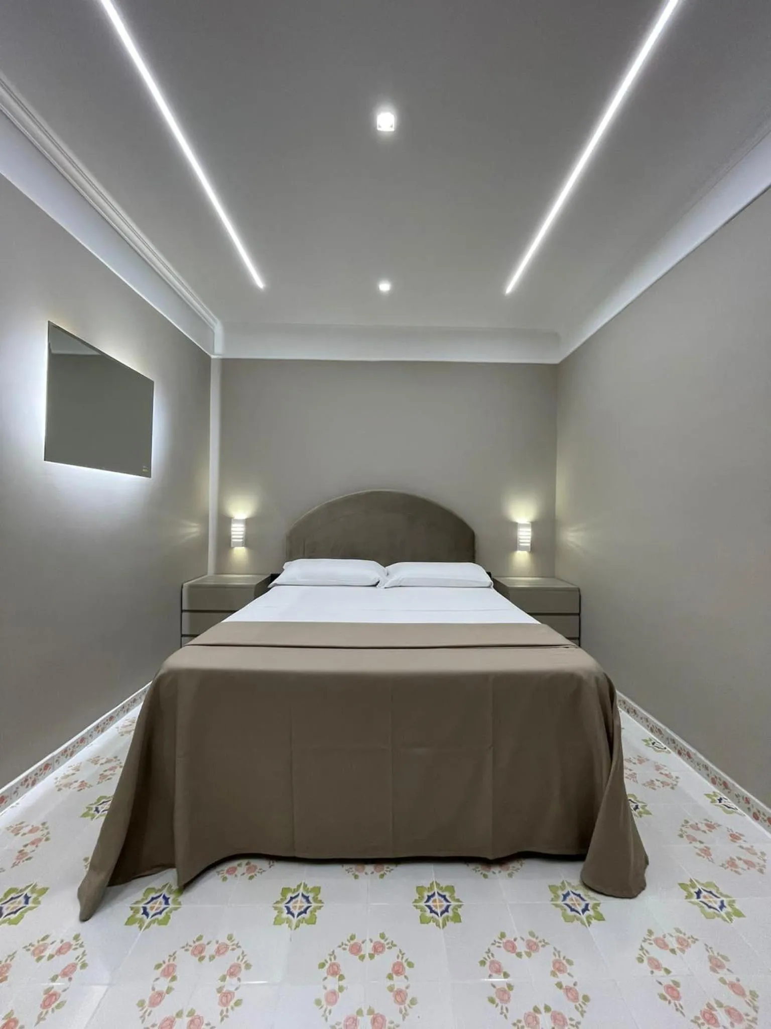 Bed in Hotel 2000