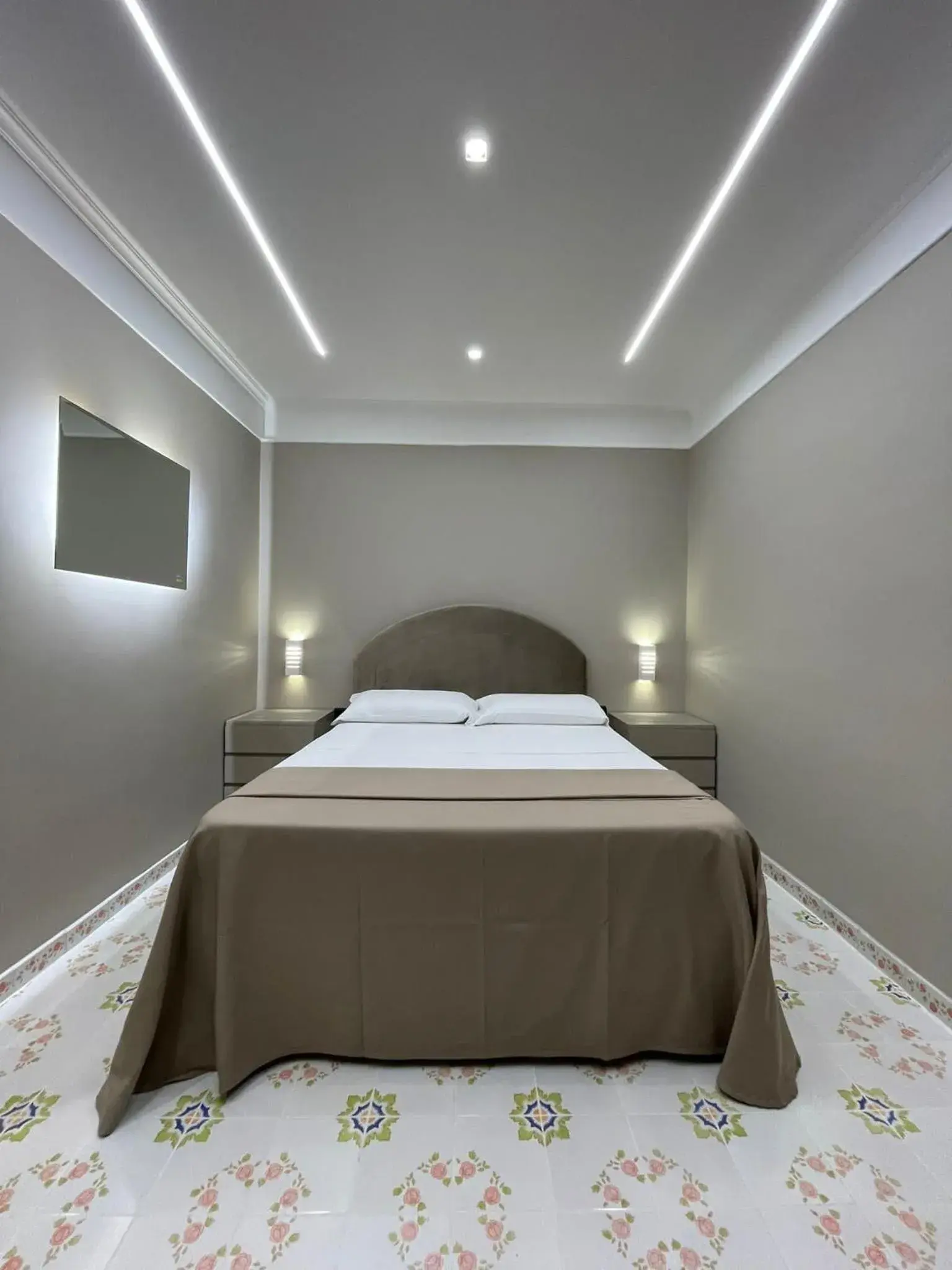 Standard Double Room in Hotel 2000 Standard Double Room in Hotel 2000