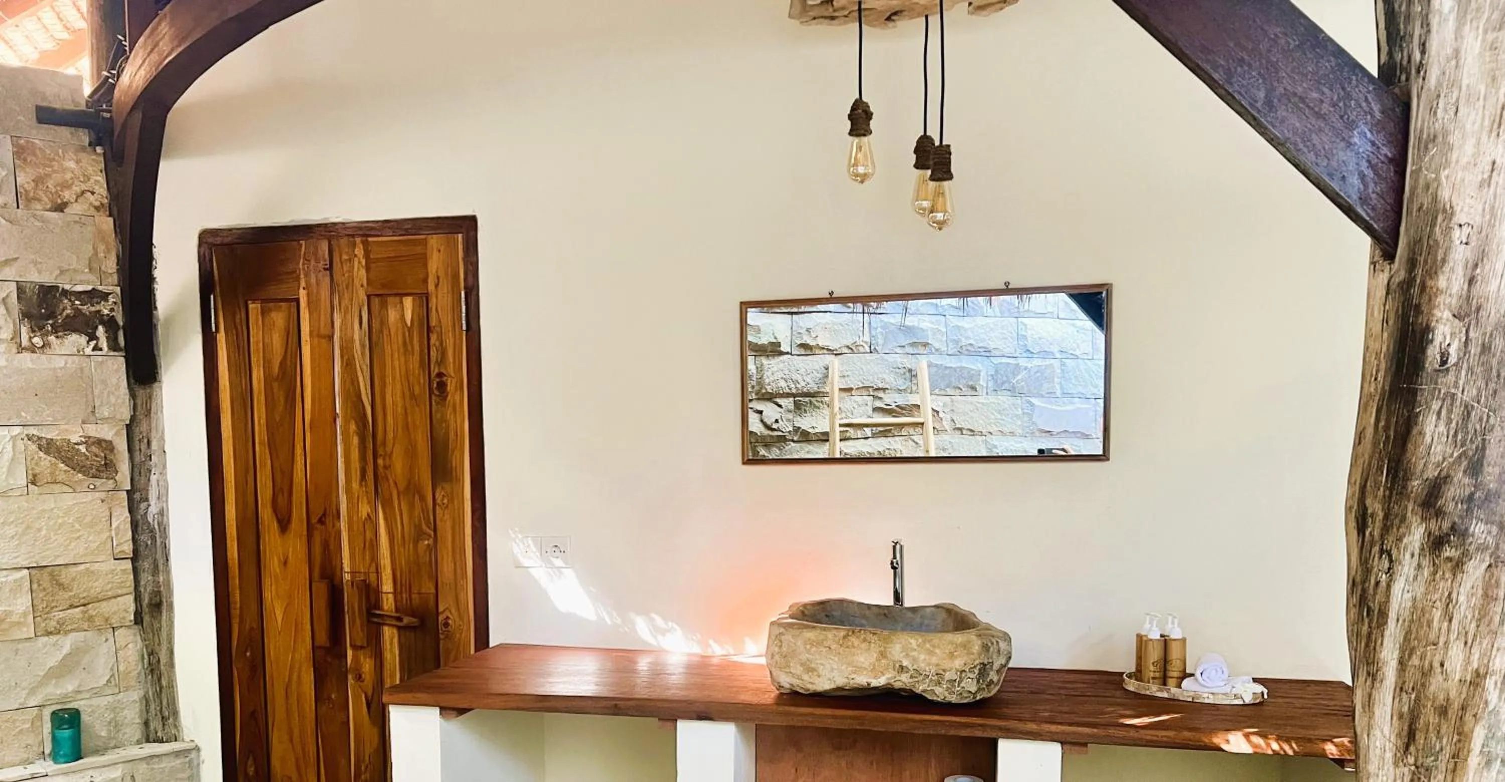 Pearl Beach Resort Gili Asahan