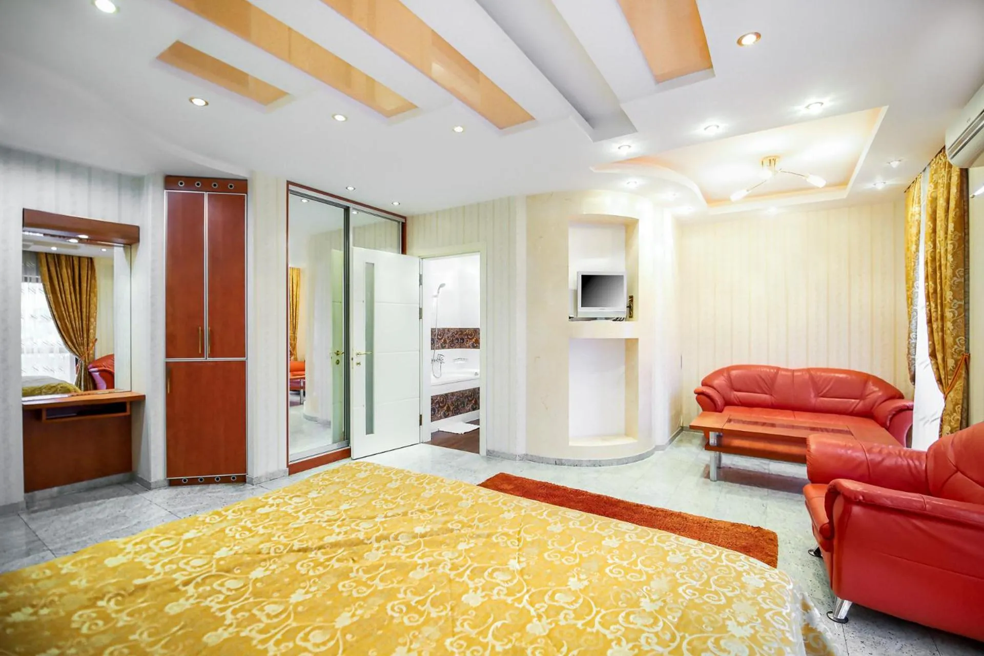 Photo of the whole room, Bed in Prestige apart-hotel