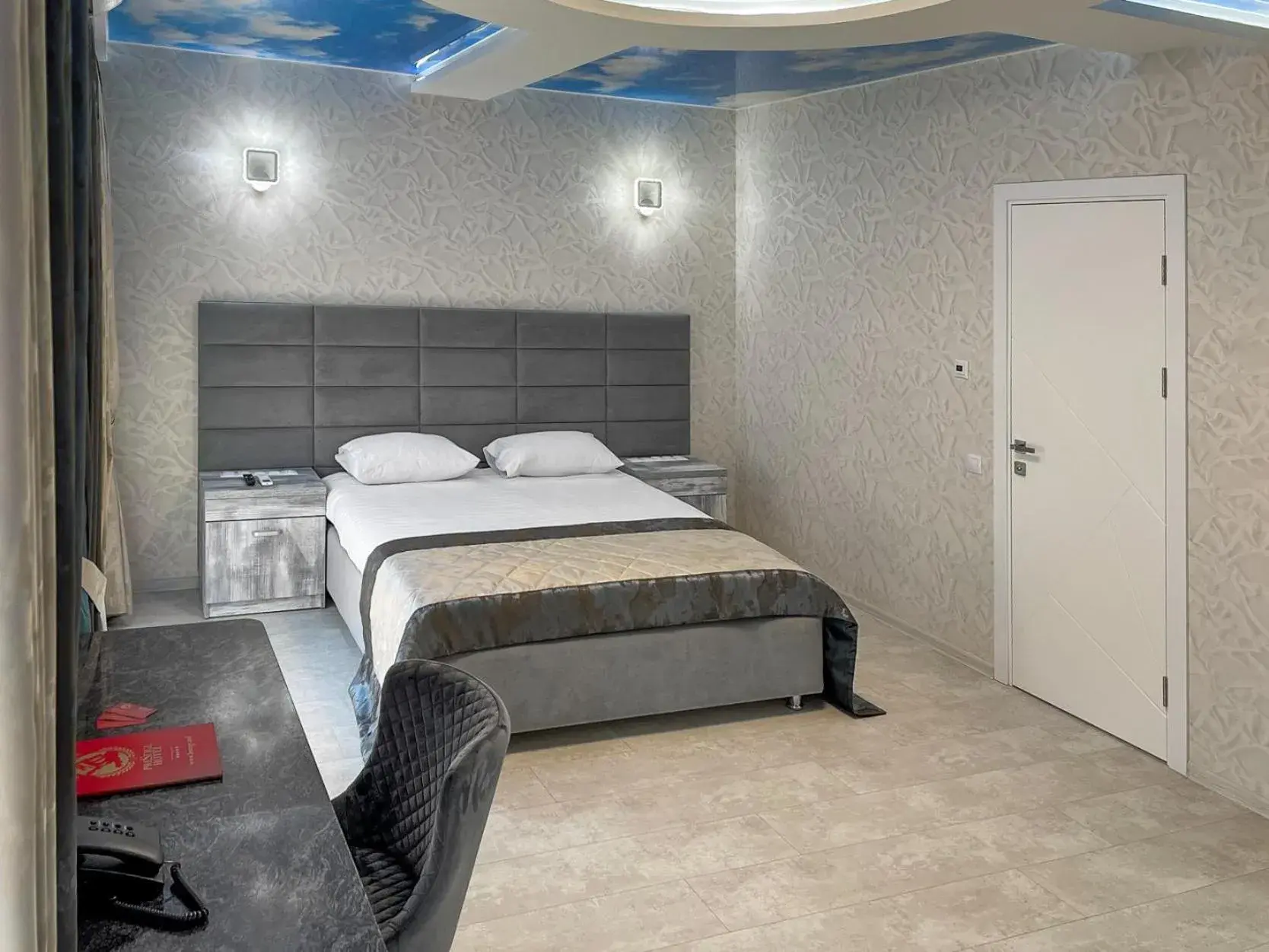 Standard King Room in Prestige apart-hotel Standard King Room in Prestige apart-hotel