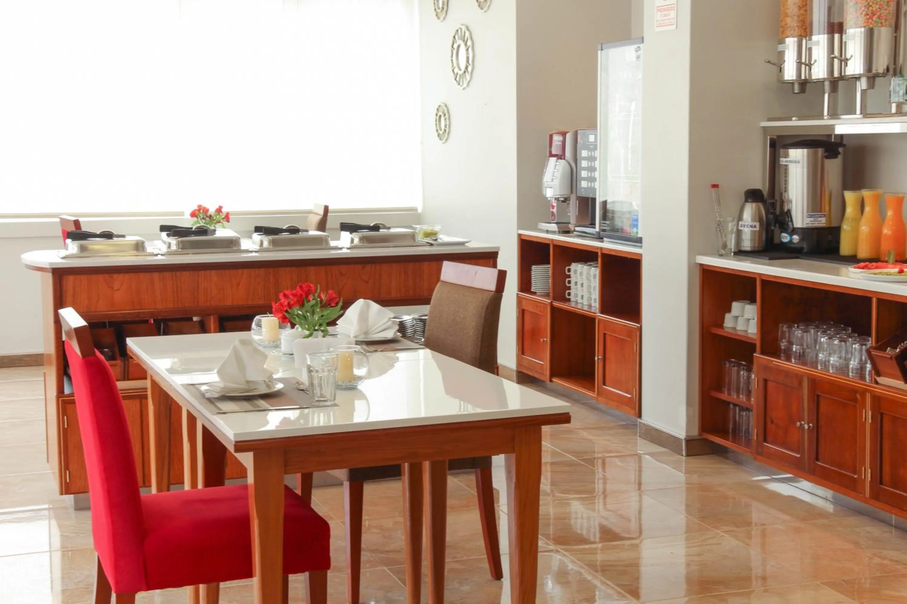 Breakfast in Hotel Unu