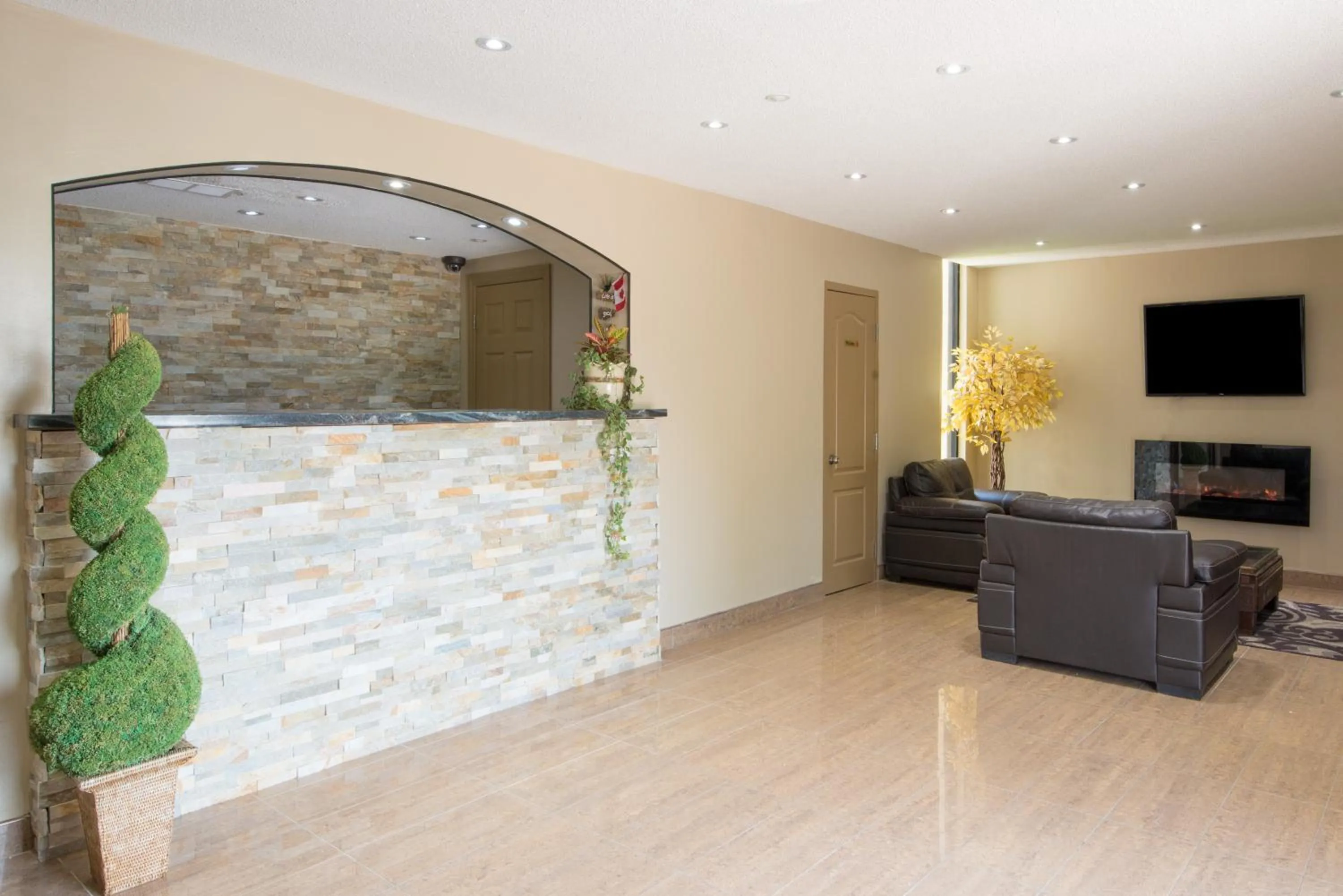 Lobby or reception in red maple inn and suites