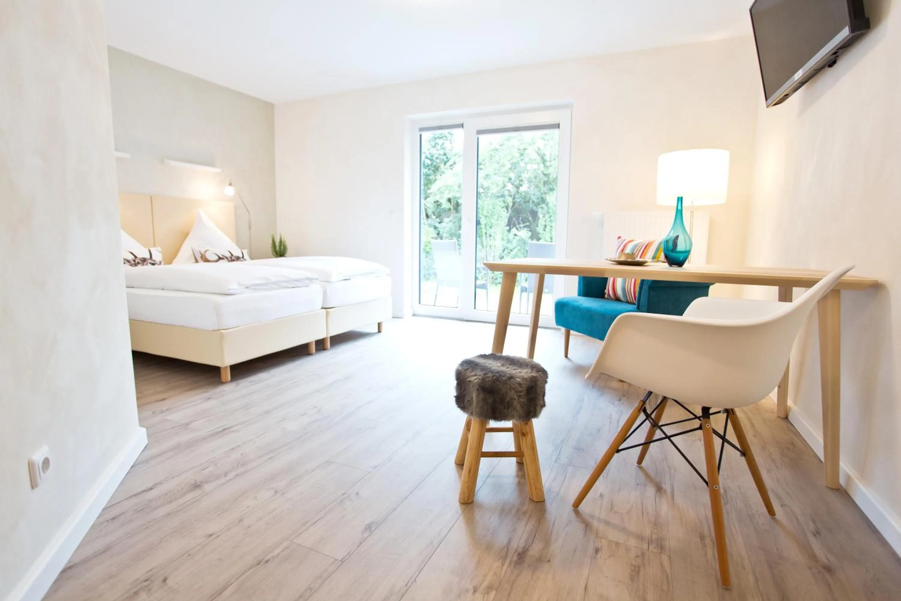 Photo of the whole room, Bed in Bergers-Landgasthof