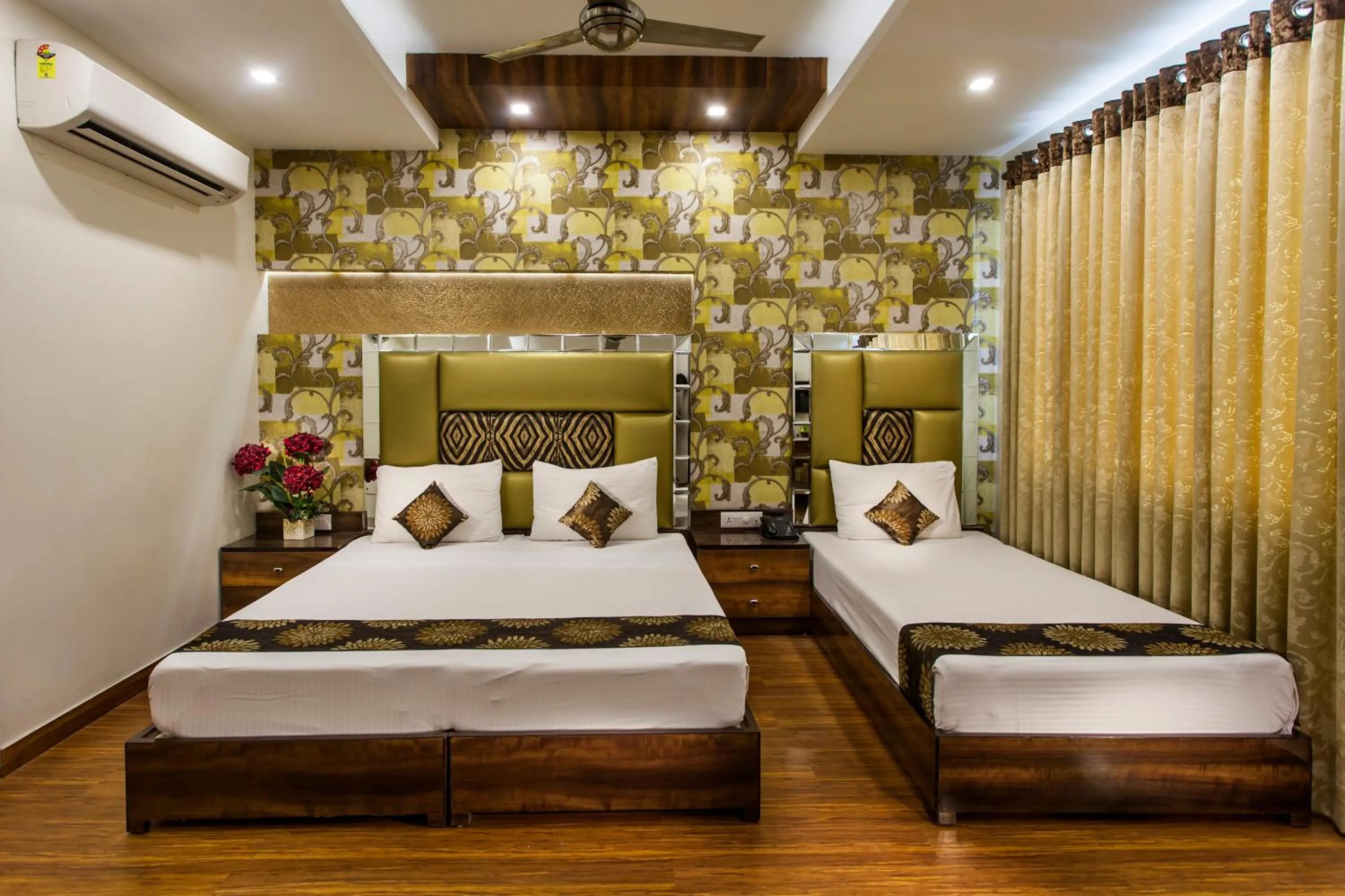 Bedroom, Bed in Hotel Sunstar Heritage