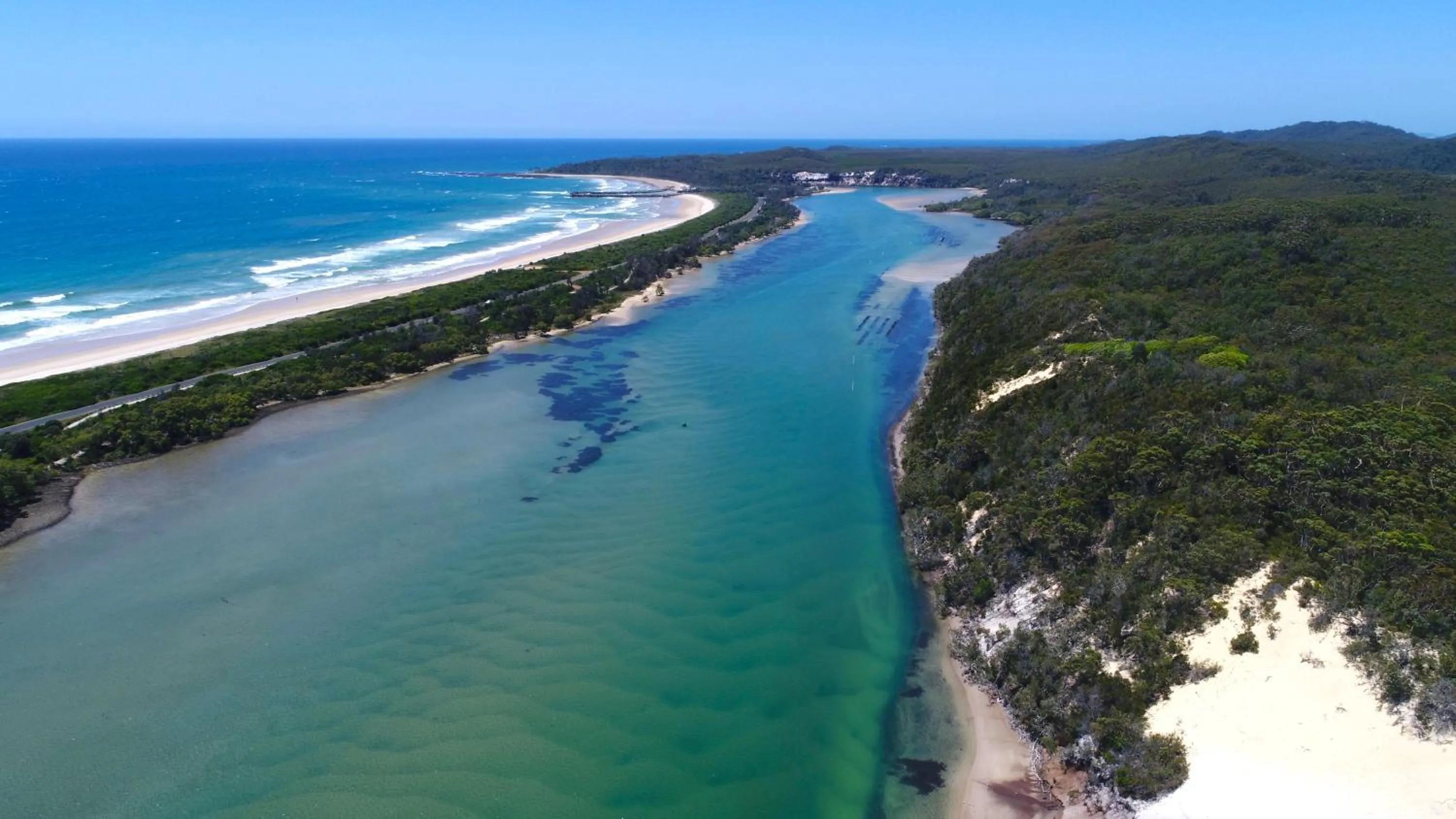 Natural landscape in Blue River Apartments