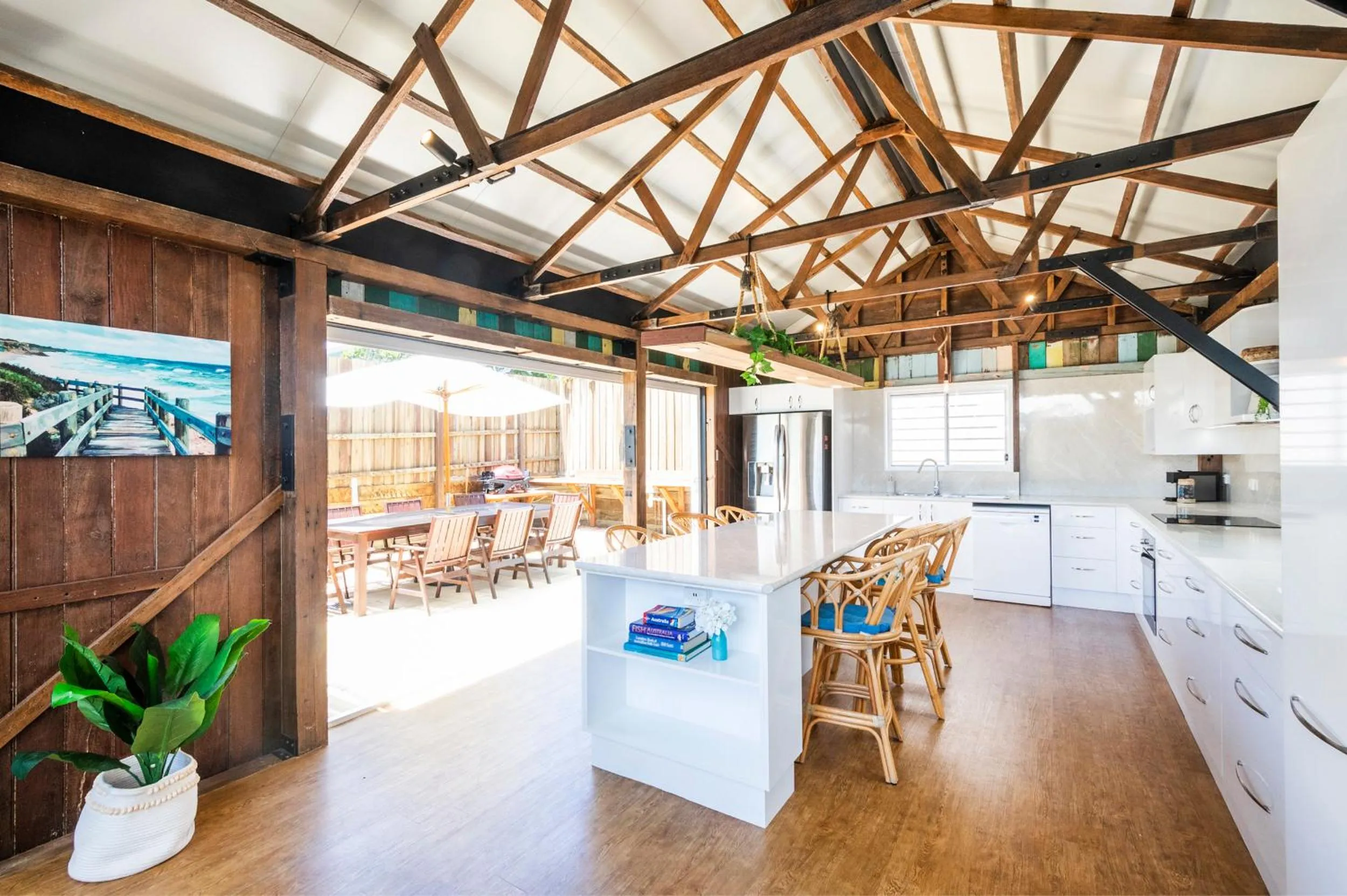 Dining area in Blue River Apartments