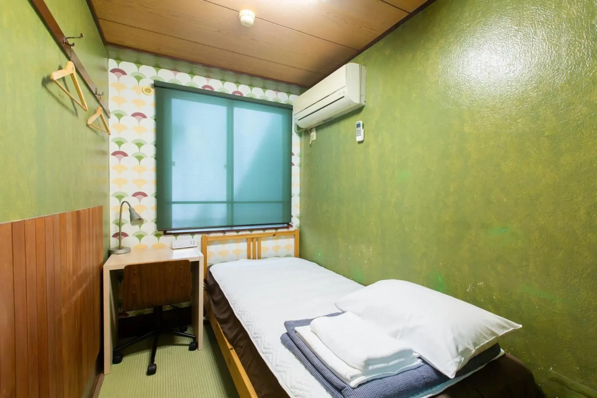 Bed in Shinagawa-shuku Guest House & Tours Bed in Shinagawa-shuku Guest House & Tours