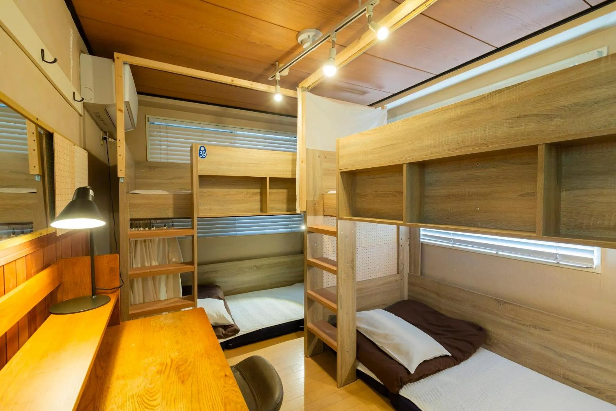 bunk bed, Bed in Shinagawa-shuku Guest House & Tours