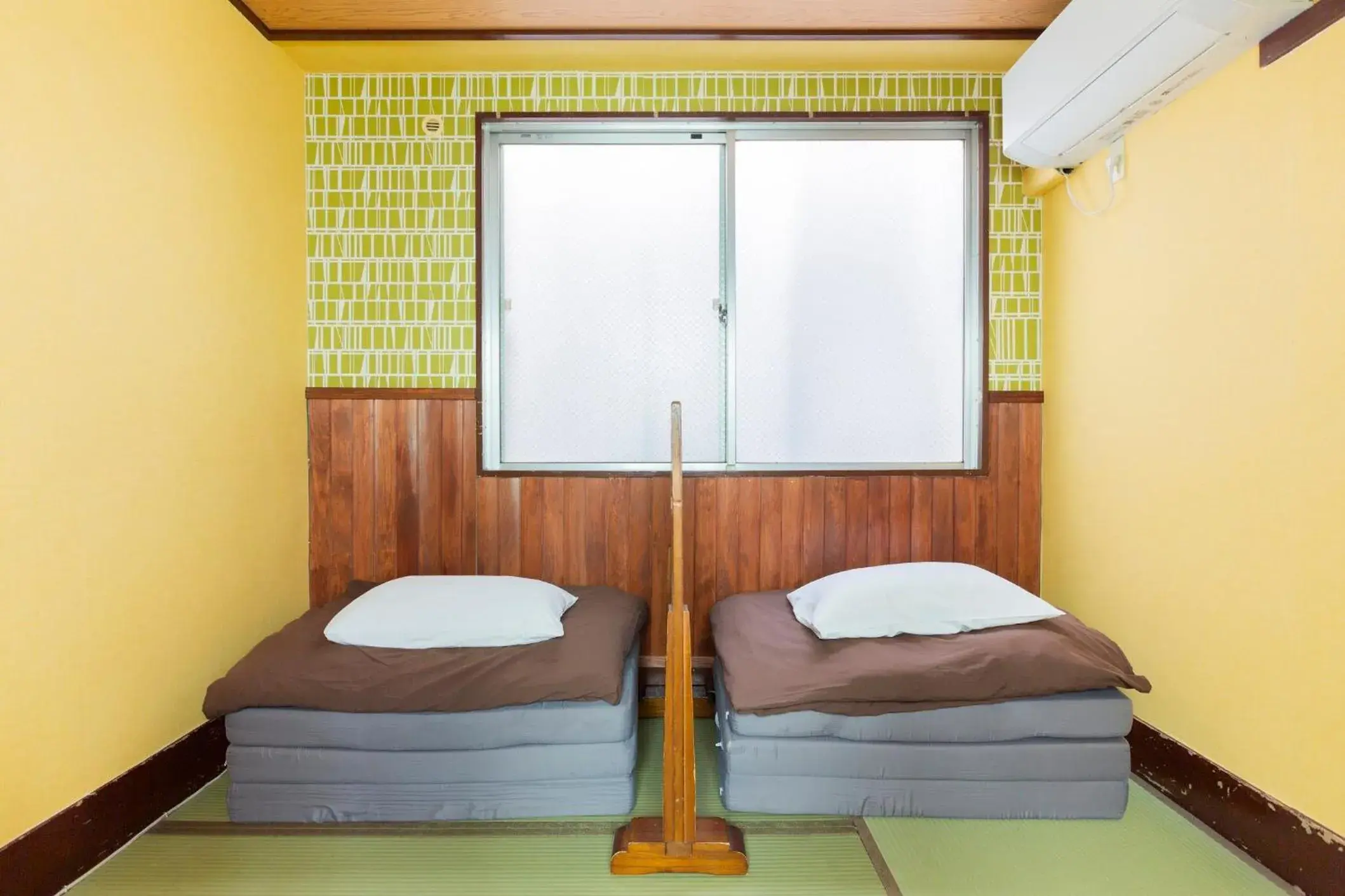 Photo of the whole room, Bed in Shinagawa-shuku Guest House & Tours Photo of the whole room, Bed in Shinagawa-shuku Guest House & Tours