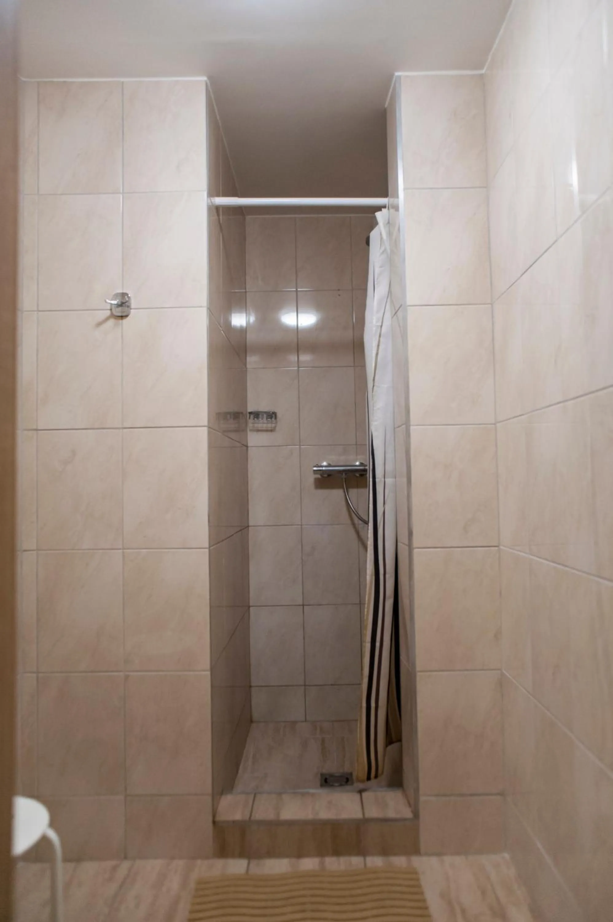 Shower in Savan House "Easy Kaunas"