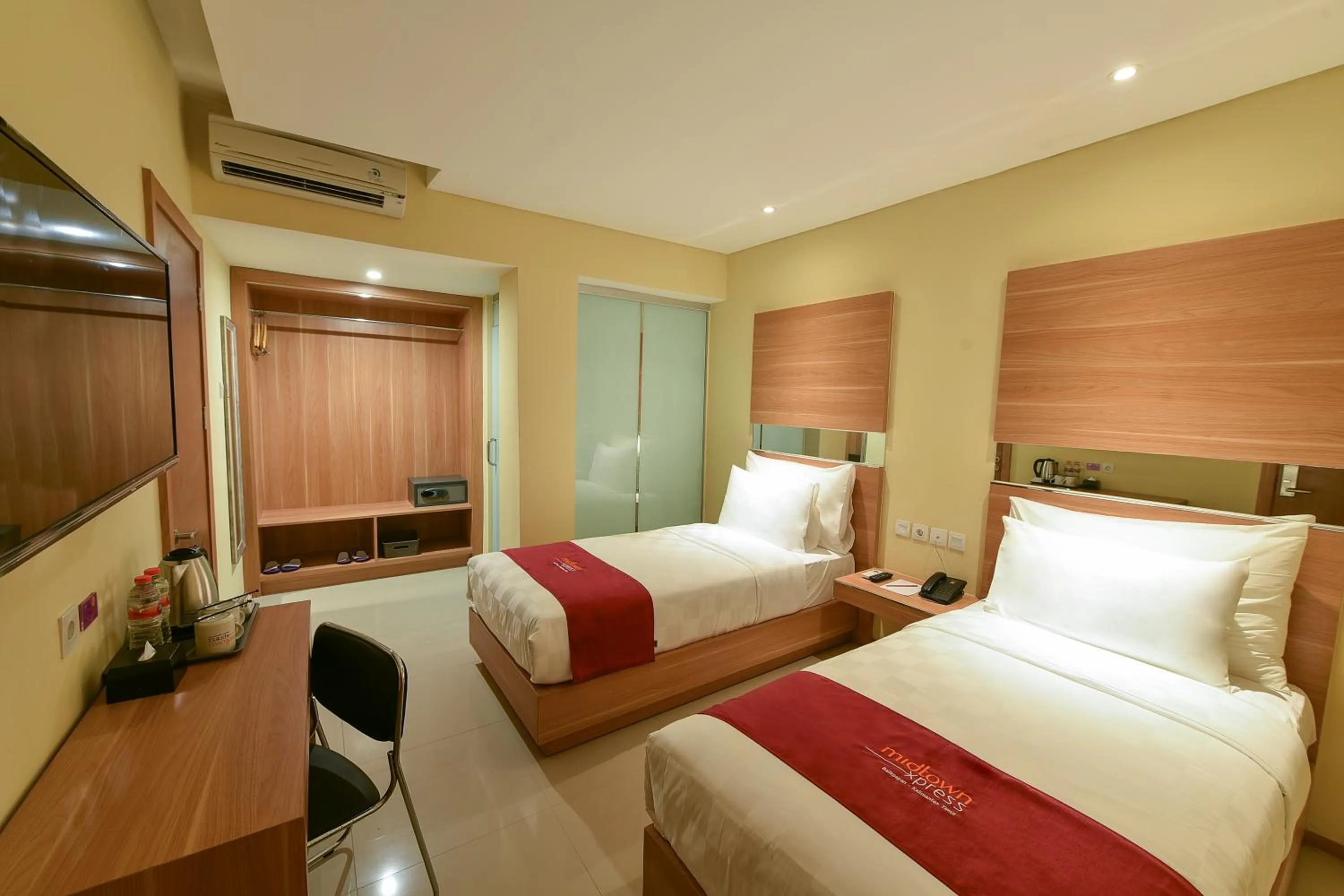 Bedroom, Bed in Midtown Xpress Balikpapan