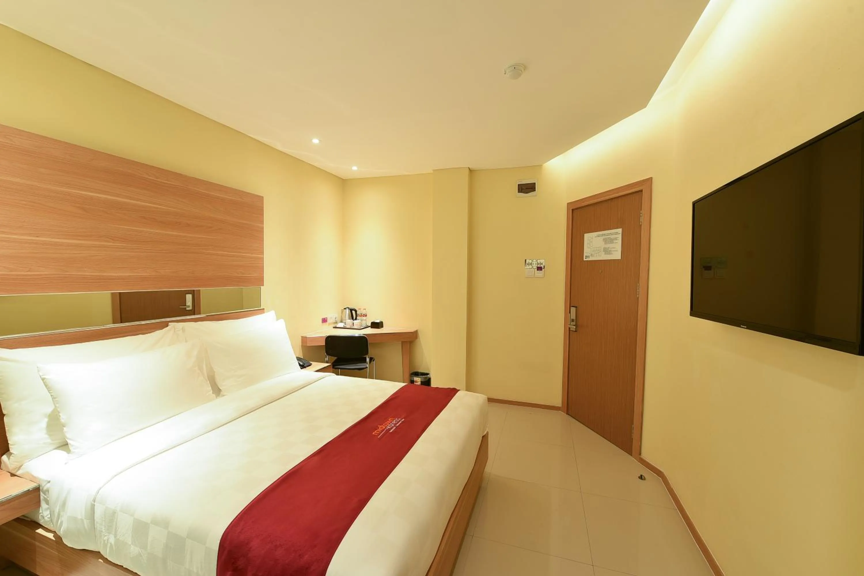 Bedroom, Bed in Midtown Xpress Balikpapan