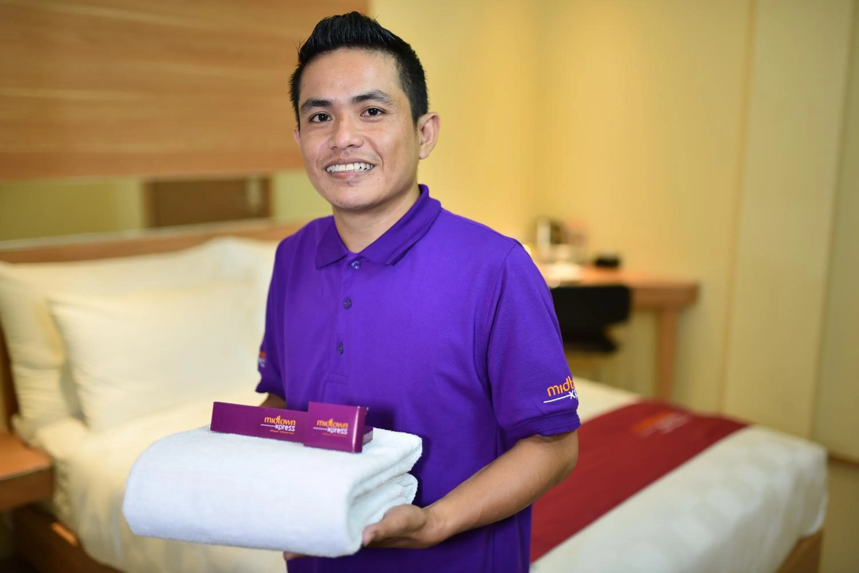 Staff, Bed in Midtown Xpress Balikpapan